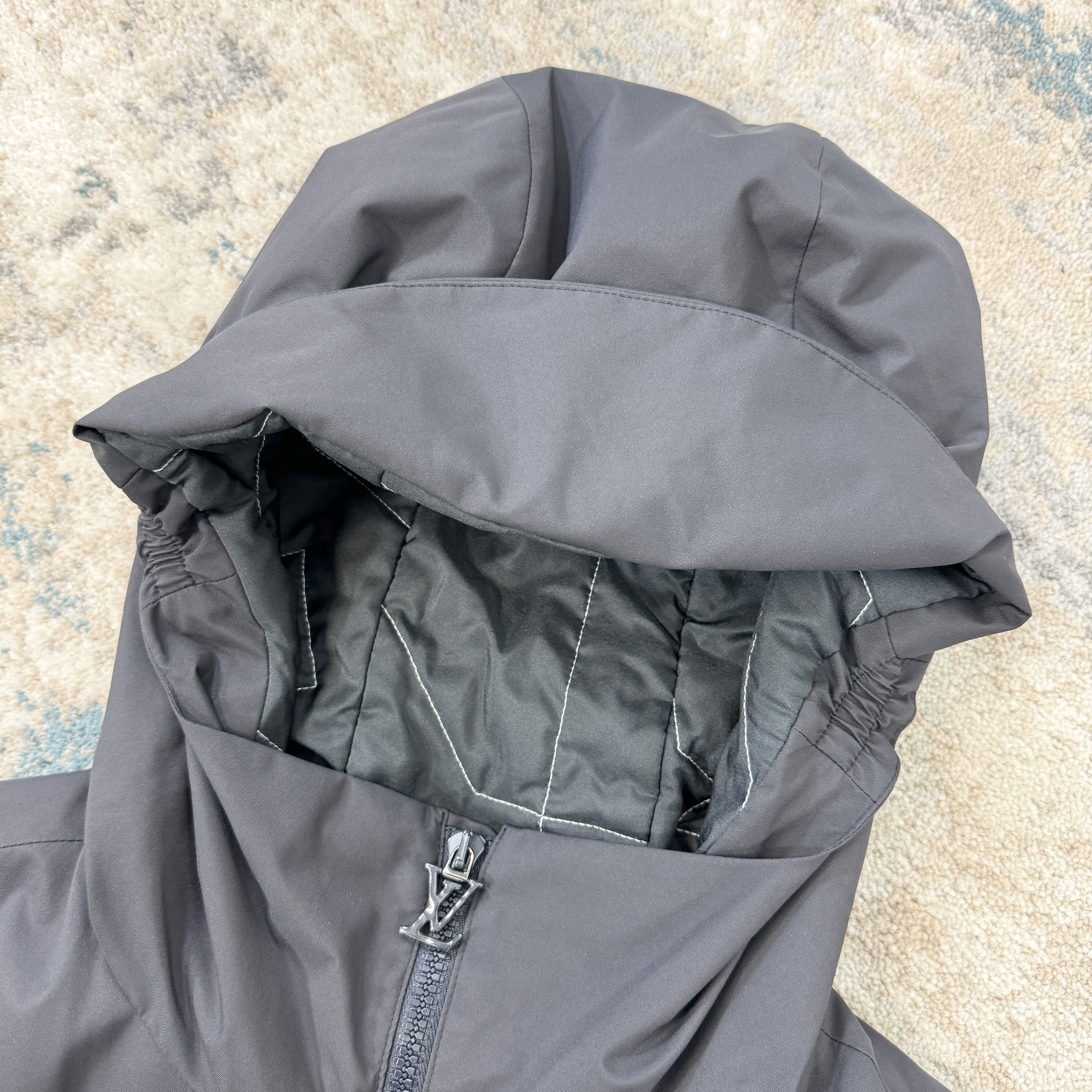 Louis Vuitton Louis Vuitton 1AAT2P Bicolour Hooded Jacket RRP £2700 Size US M / EU 48-50 / 2 - 10 Thumbnail