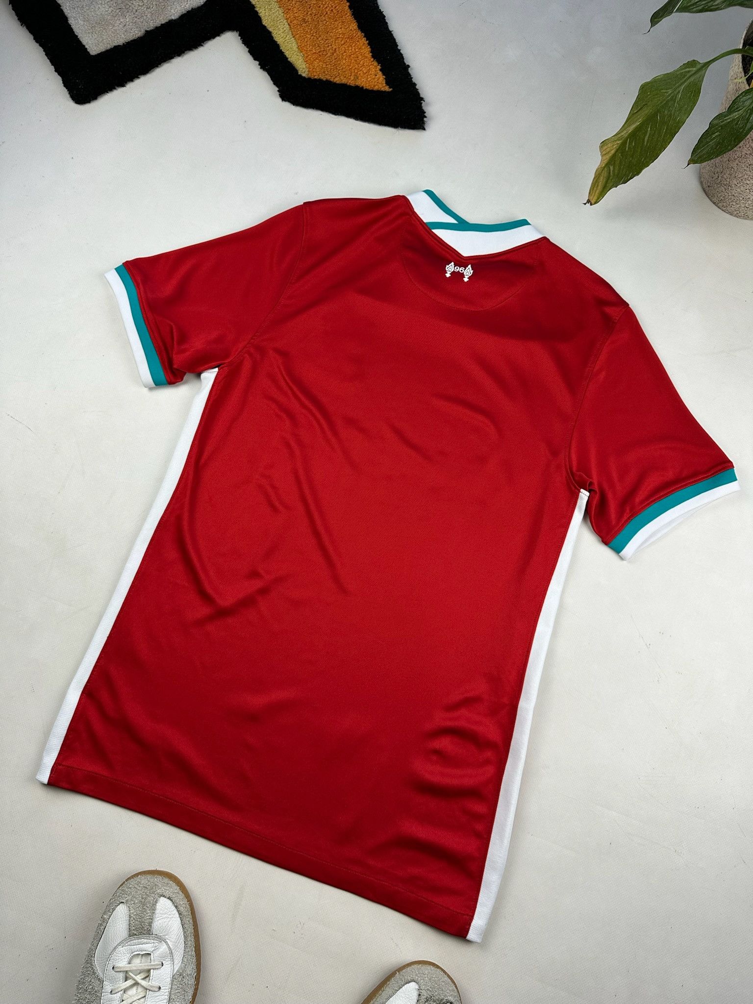 Nike Liverpool Jersey Nike Football Size S Size US S / EU 44-46 / 1 - 8 Thumbnail