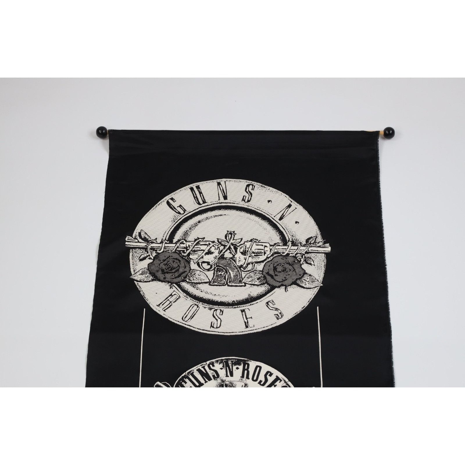 Vintage Vintage 90s Brockum Guns N Roses Band Hanging Wall Tapestry Size ONE SIZE - 2 Thumbnail
