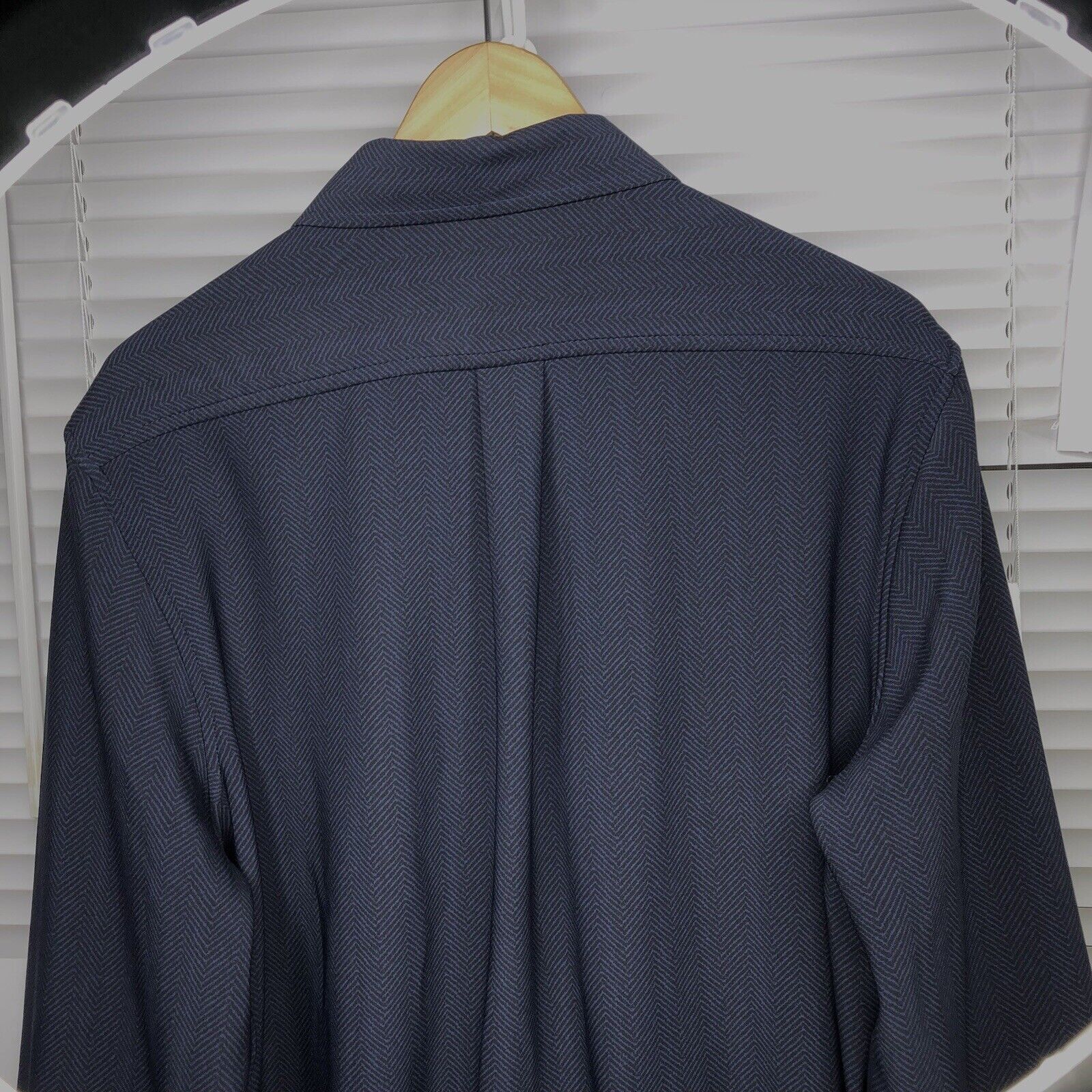 Jos. A. Bank Jos A Bank Mens Long Sleeve XL Tailored Fit Shirt Button Up Size US XL / EU 56 / 4 - 9 Thumbnail