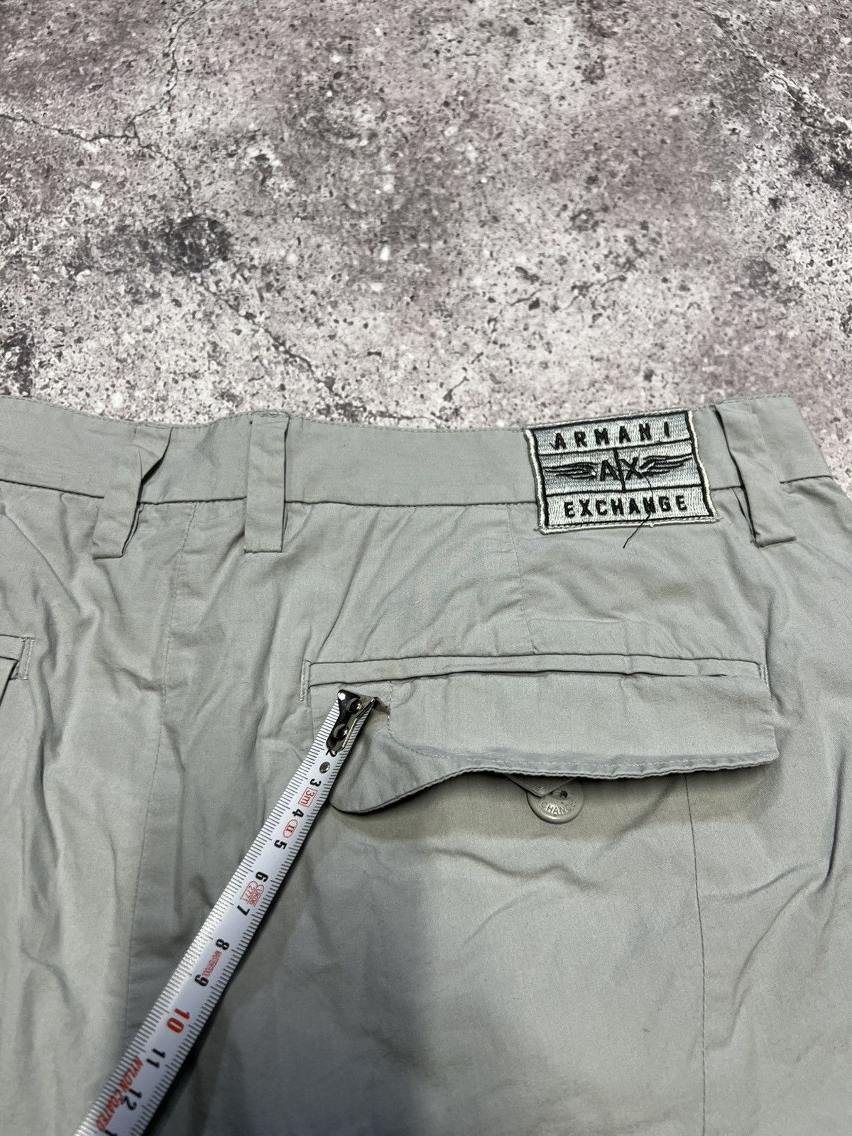 Armani Exchange Armani y2k multi pocket Gray men's shorts vintage Size US 34 / EU 50 - 14 Thumbnail