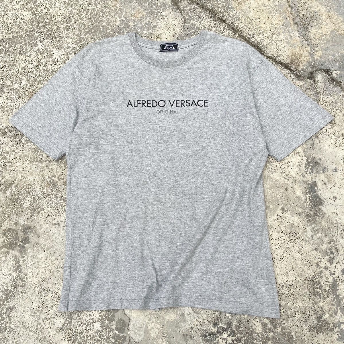 Versace Alfredo Versace Original Designer Nice Spell Out Design Tee Size US L / EU 52-54 / 3 - 1 Thumbnail
