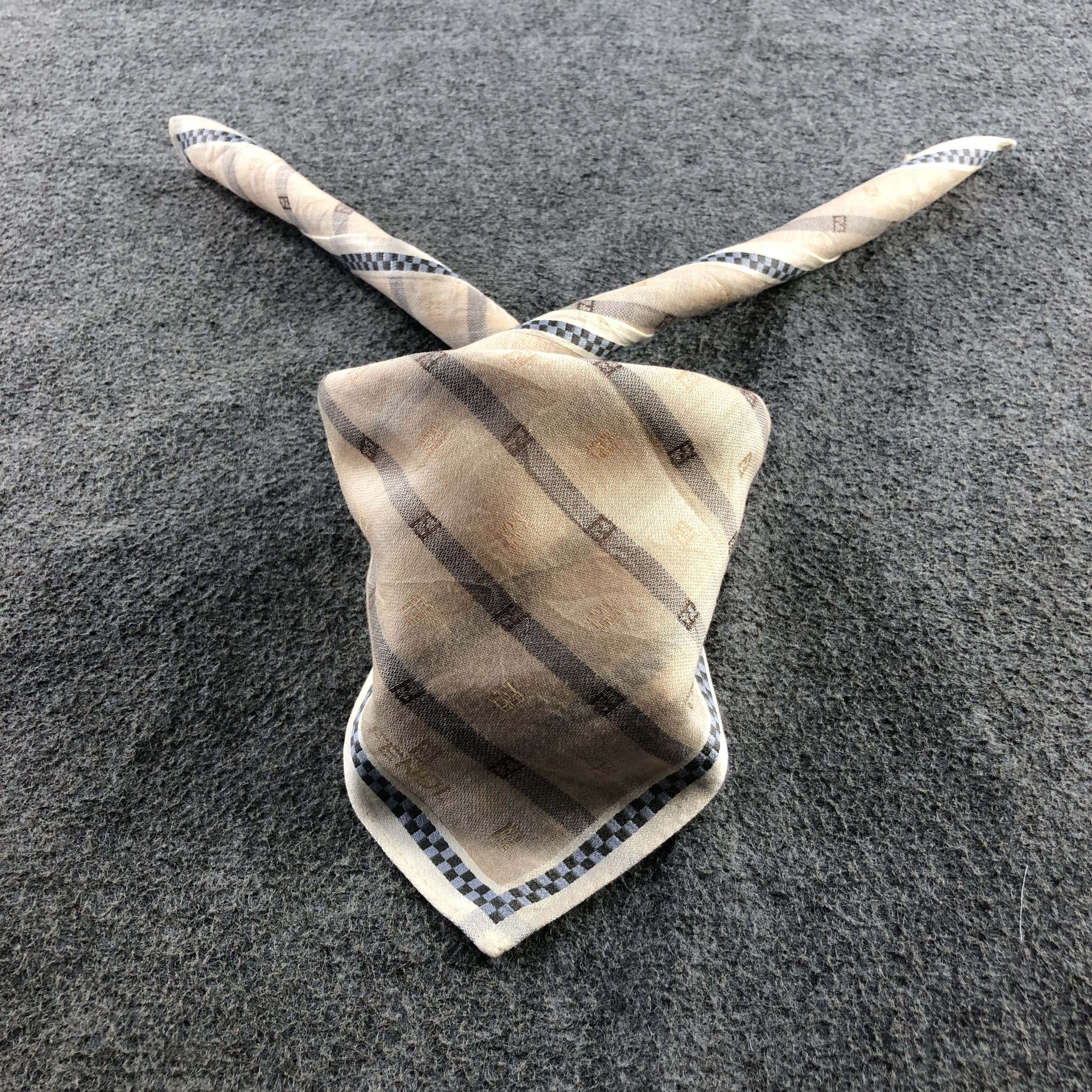 Japanese Brand Fendi Monogram FF Handkerchief Neckerchief Bandana H2688 Size ONE SIZE - 1 Thumbnail