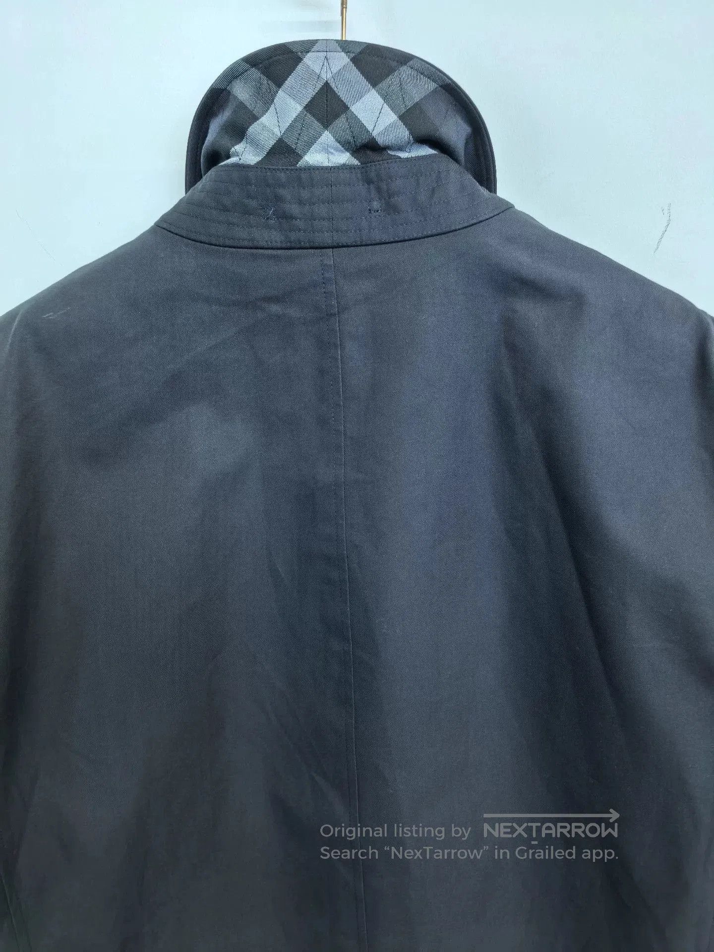 Burberry Burberry Men's Trench Coat in Black. Size US M / EU 48-50 / 2 - 3 Thumbnail