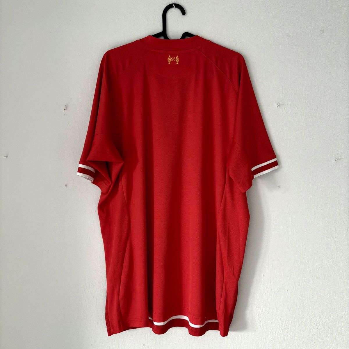 Vintage × Warrior 2013 2014 Liverpool Warrior Away Kit Vintage Soccer Jersey Size US XL / EU 56 / 4 - 8 Thumbnail