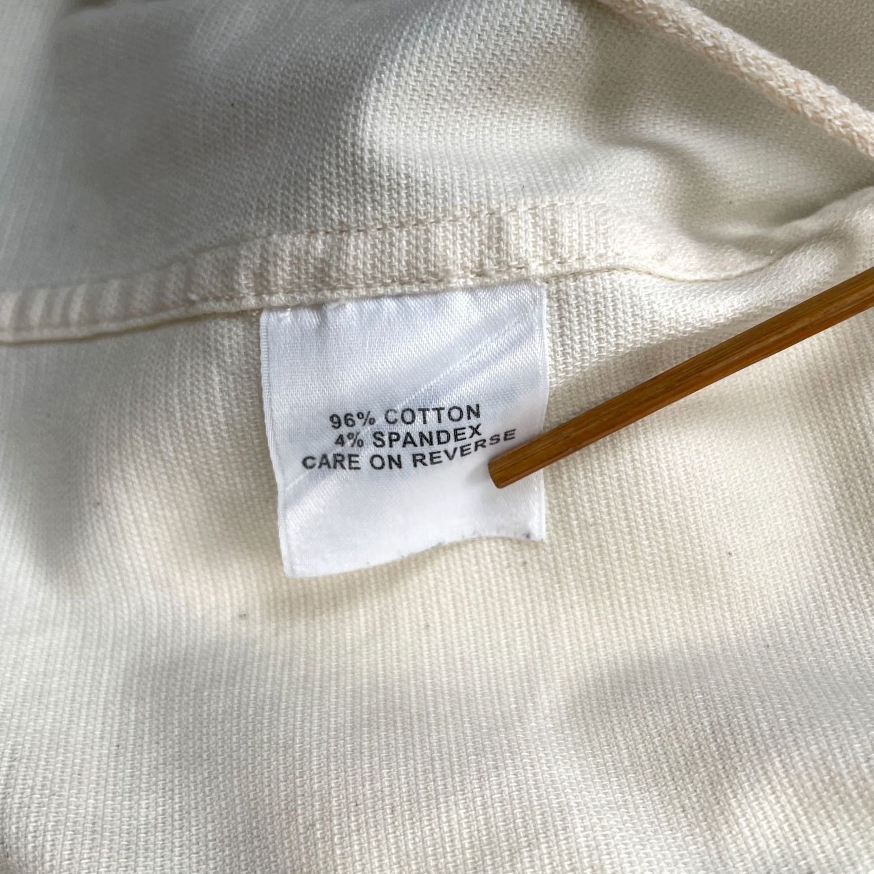 St. John St John Sport Jacket Womens XL Beige Canvas Cotton Pockets Button Front Jacket Size XL / US 12-14 / IT 48-50 - 4 Thumbnail