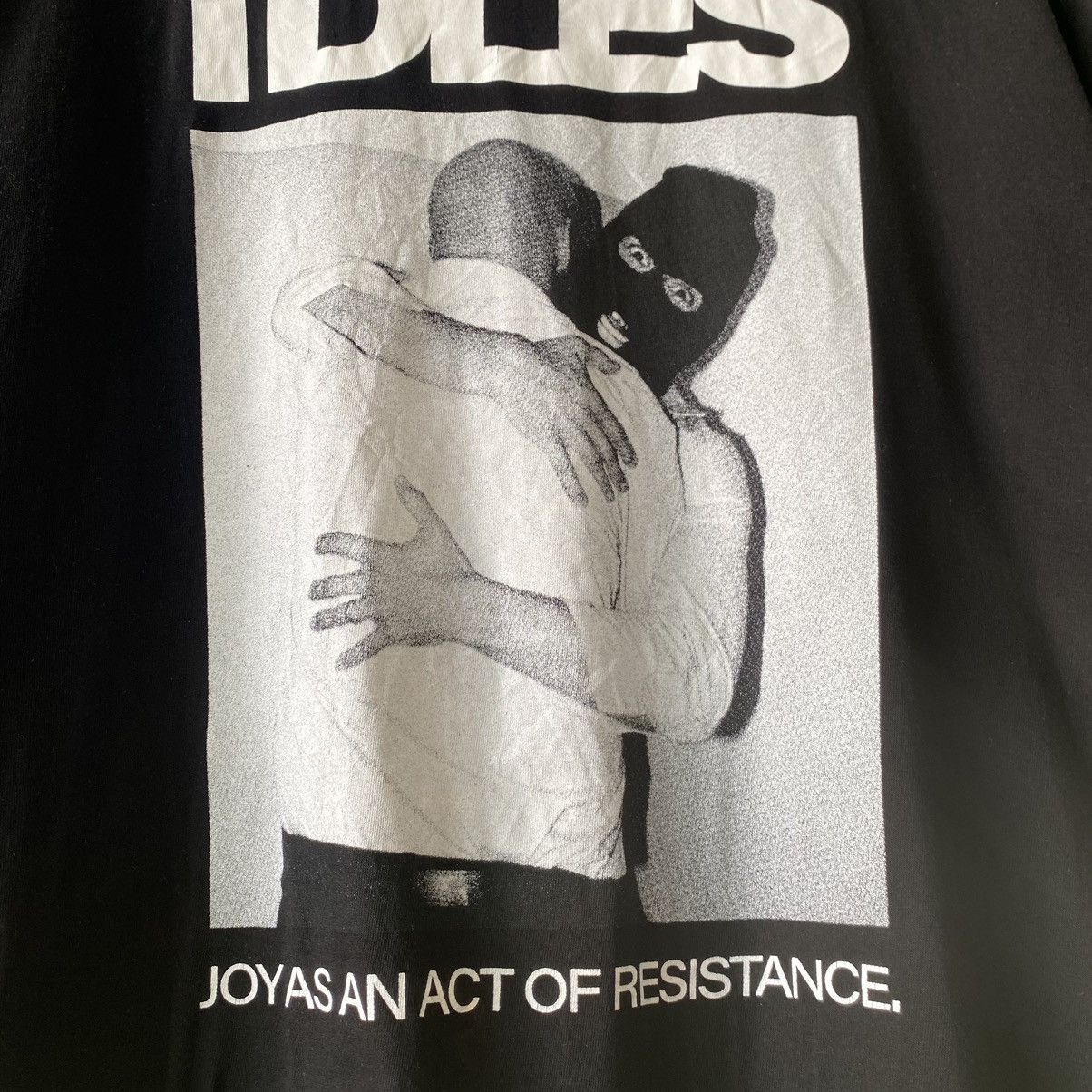 Band Tees IDLES UK Post Punk Band ERD GRUNGE THRASHED VINTAGE TSHIRT Size US XL / EU 56 / 4 - 3 Thumbnail