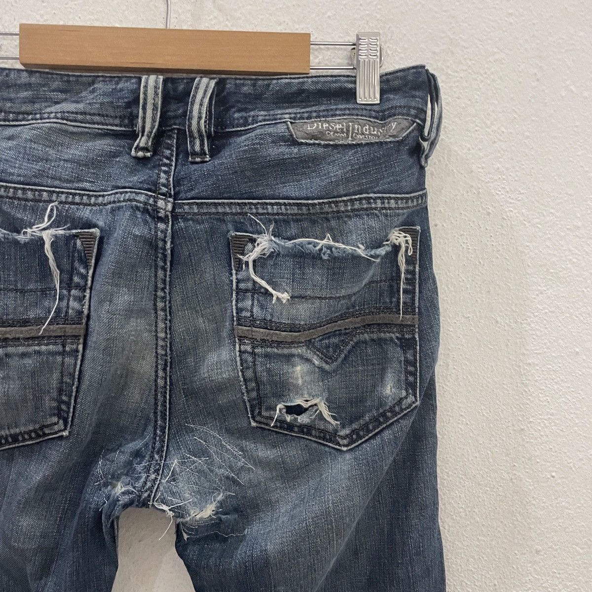 Diesel Vintage Diesel Industries Distressed Denim Size US 31 - 11 Thumbnail