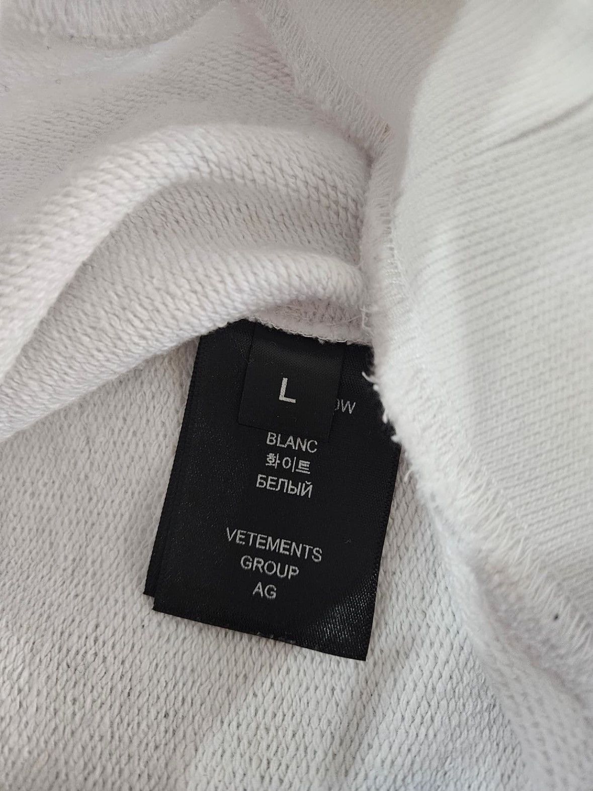 Vetements Vetements Unicorn Edition Hoodie Size US L / EU 52-54 / 3 - 3 Thumbnail