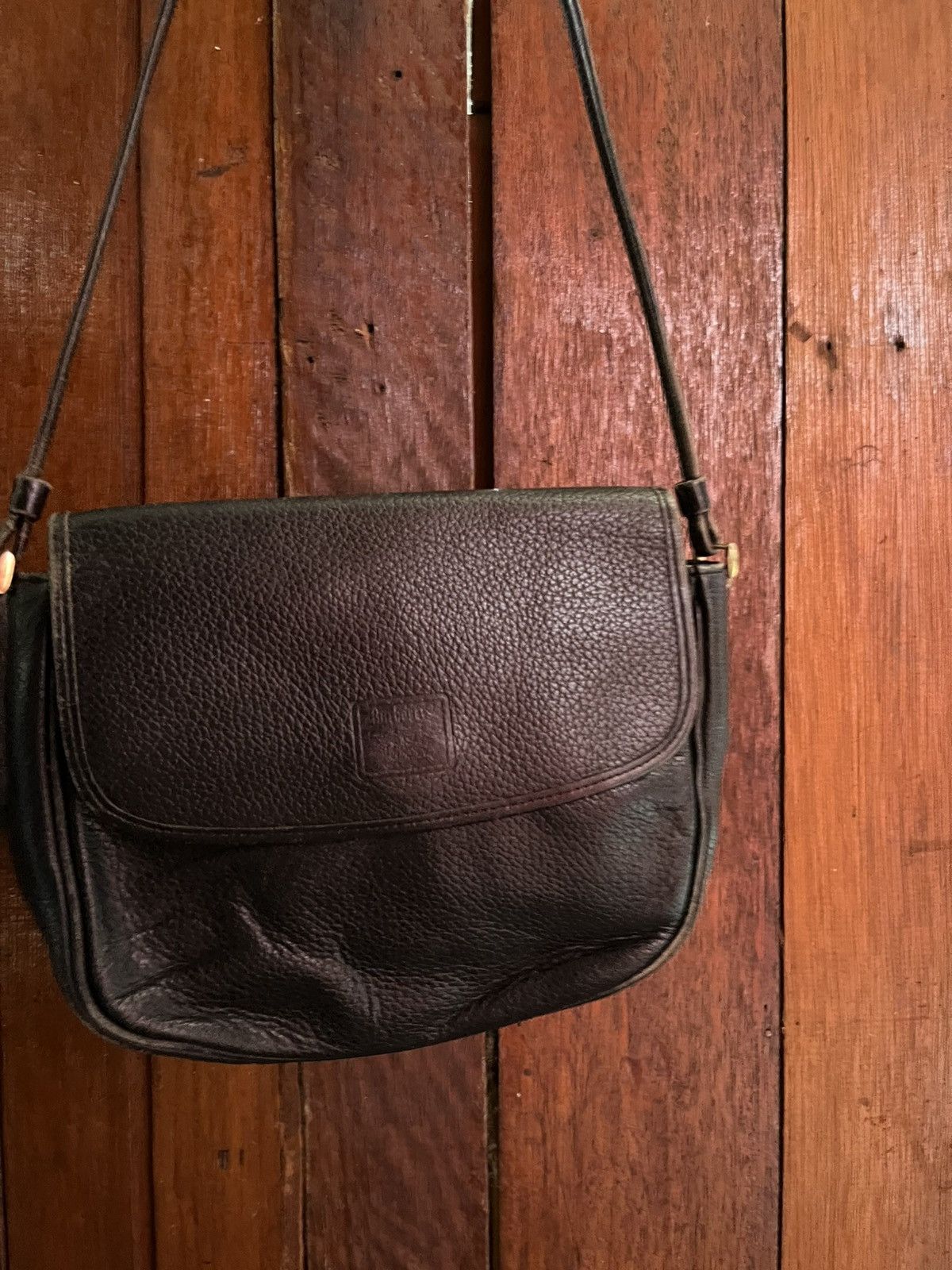 Burberry 90s Burberrys Pebbled Leather Stamped Logo Novacheck bag Size ONE SIZE - 1 Thumbnail