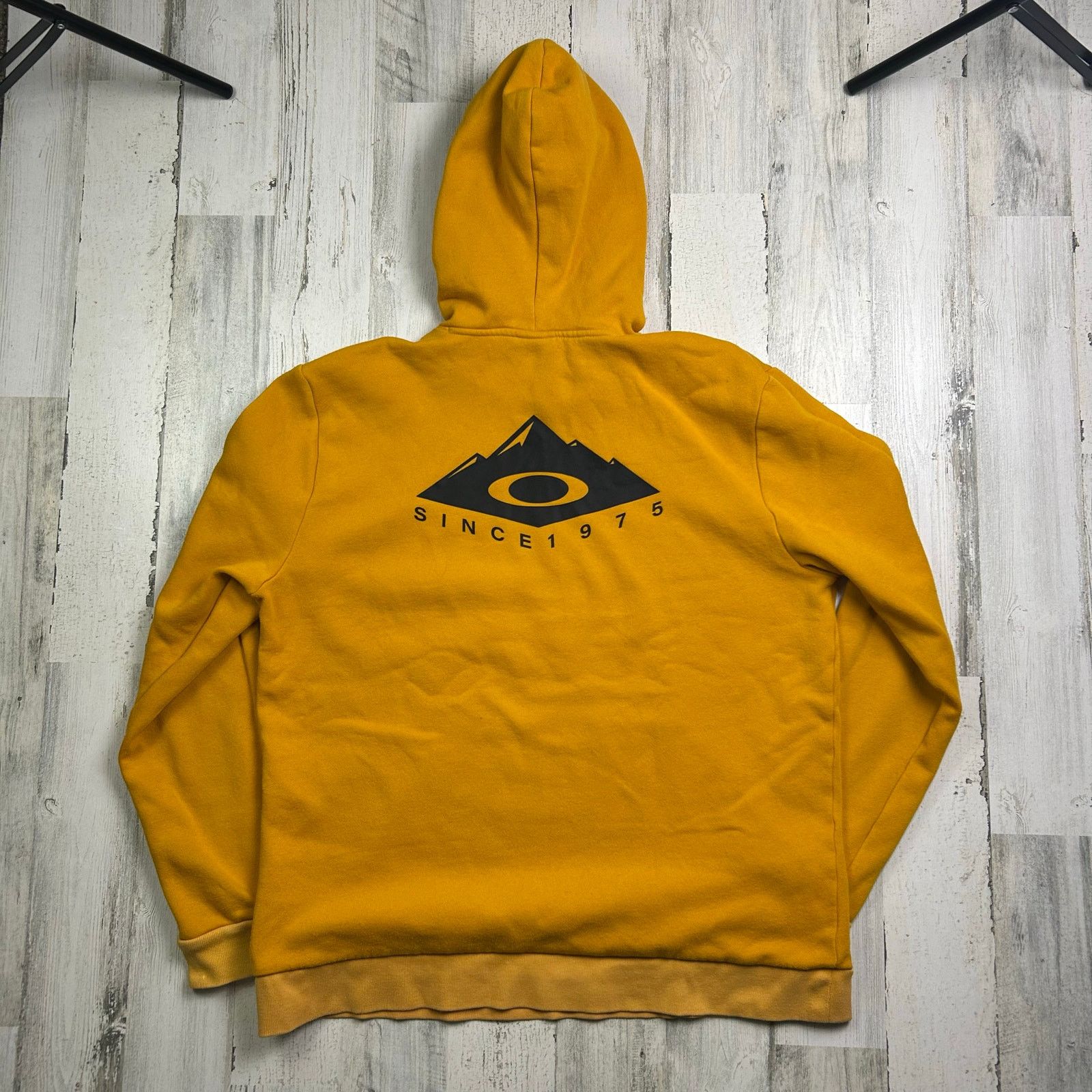 Oakley Oakley Peak PO Hoodie in Amber Yellow Size US L / EU 52-54 / 3 - 4 Thumbnail