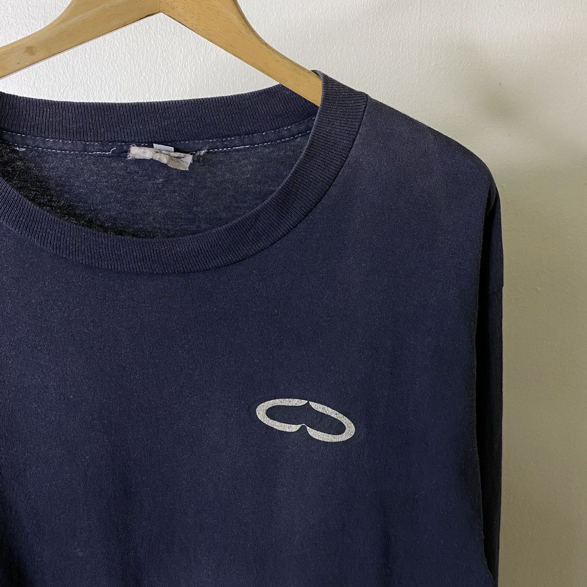 Vintage Vintage 1990s SRH Surf Skateboard Sunfaded LS T Shirt Size US L / EU 52-54 / 3 - 7 Thumbnail