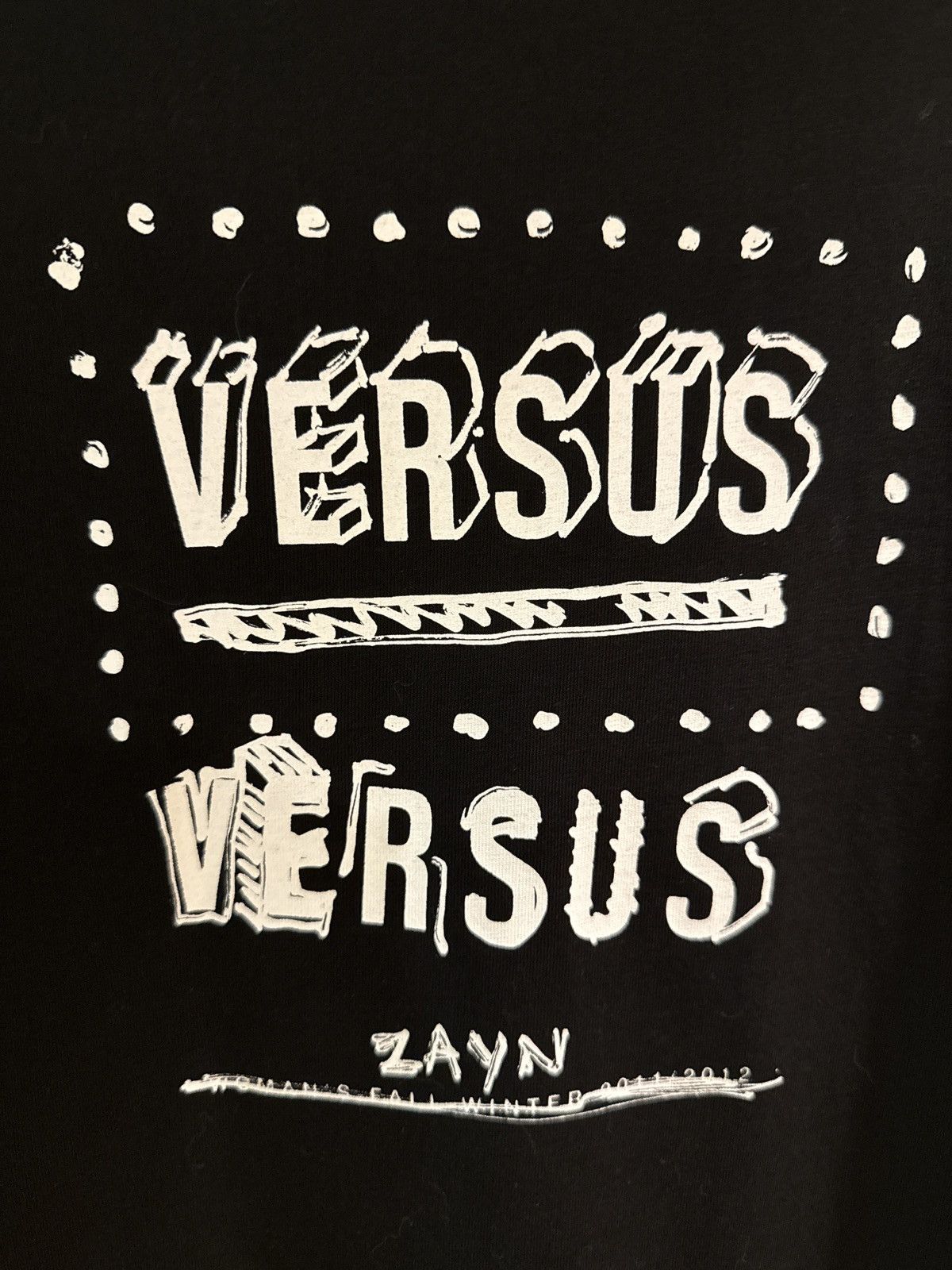 Versus VERSUS VERSACE x ZAYN Graphic Tee – Black Size US L / EU 52-54 / 3 - 1 Thumbnail