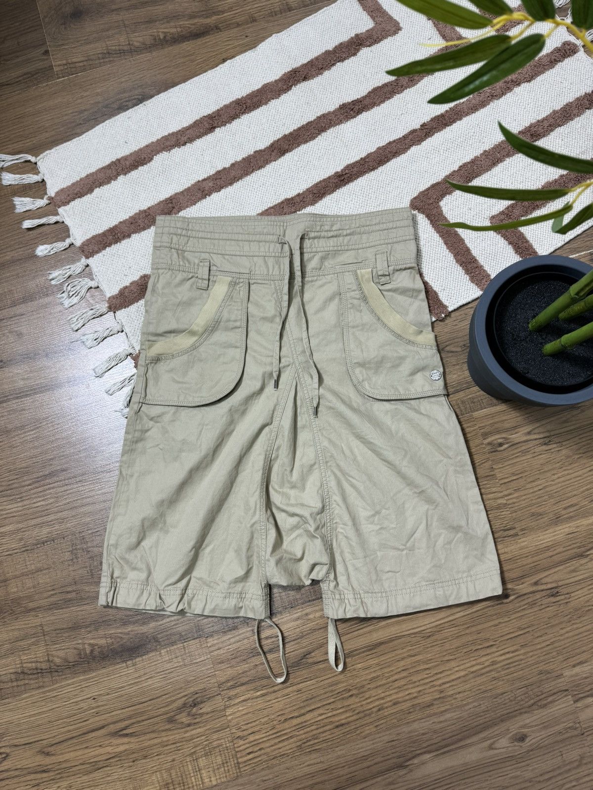 Diesel VINTAGE DIESEL AVANT GARDE ALADIN SHORTS SKIRT Size 26" / US 2 / IT 38 - 2 Thumbnail