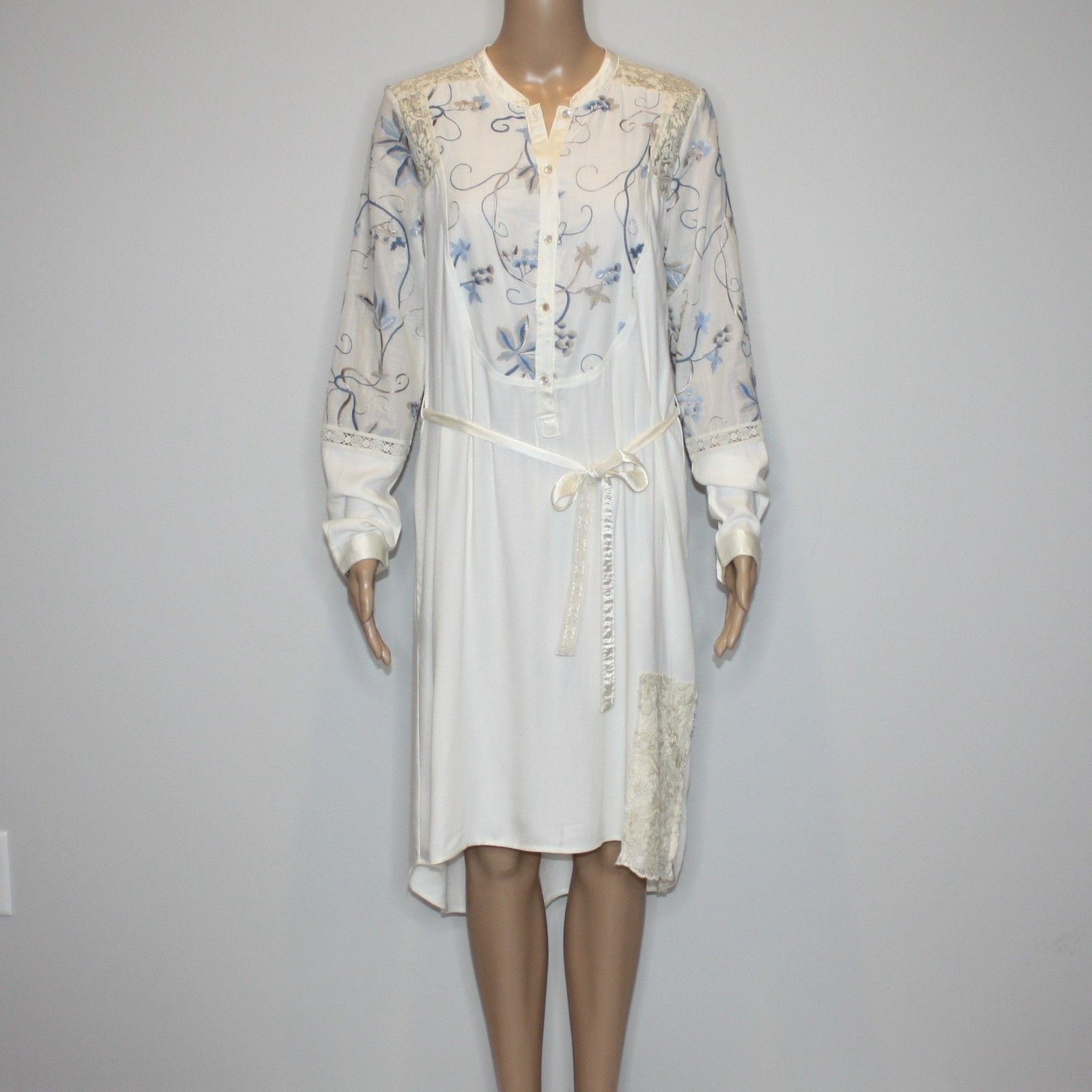 Anthropologie Tiny Amarante Embroidered Shirtdress Dress size M NWT $148 Size M / US 6-8 / IT 42-44 - 4 Thumbnail