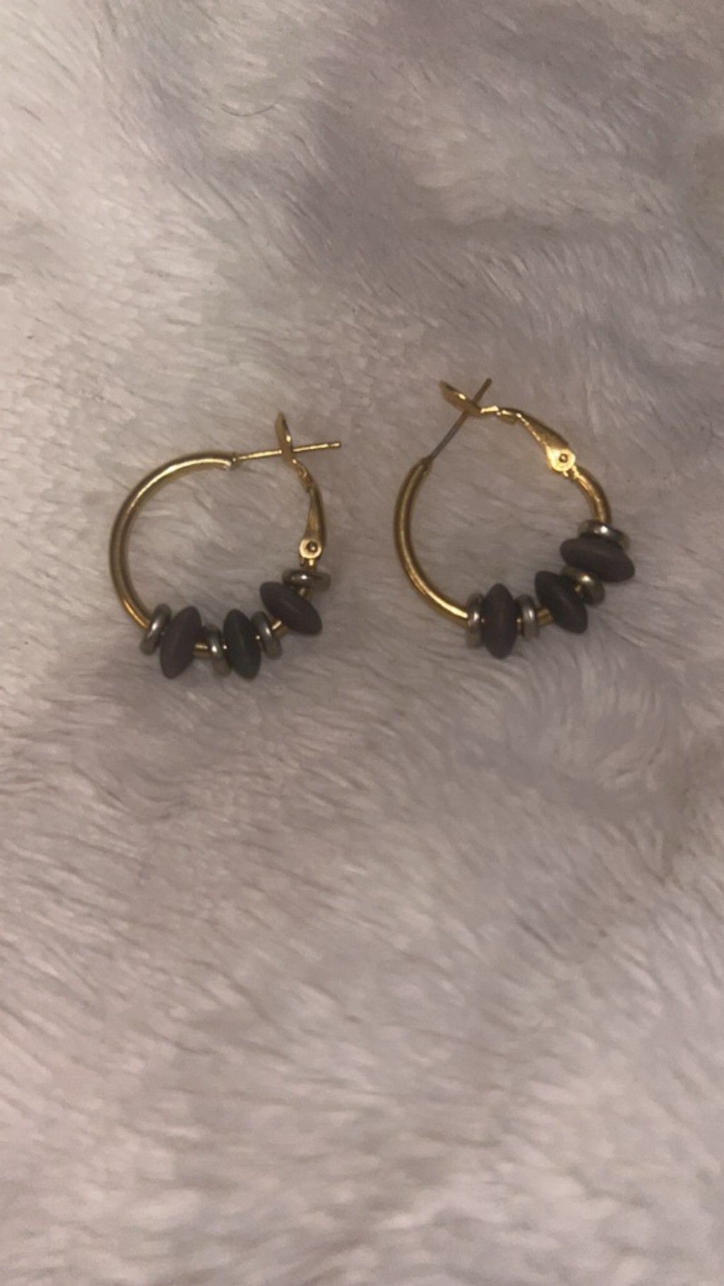The Unbranded Brand Women's Unbranded Gold and Brown Beaded Hoop Earrings Size ONE SIZE - 1 Thumbnail