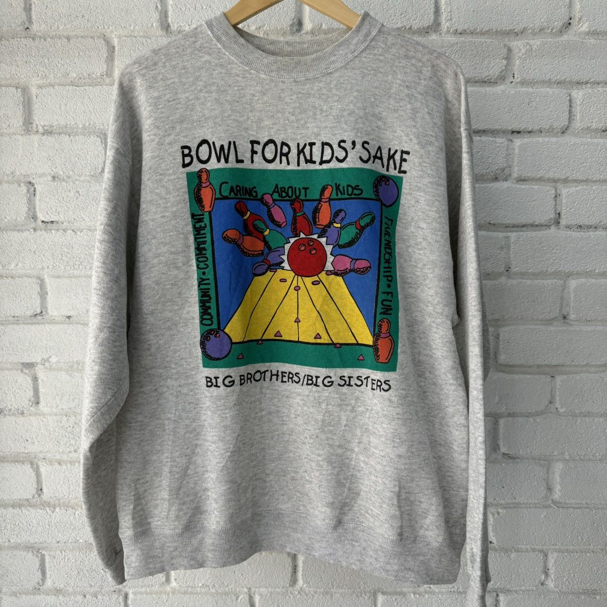 Vintage 90’s Bowling Sweater Size US XL / EU 56 / 4 - 1 Thumbnail