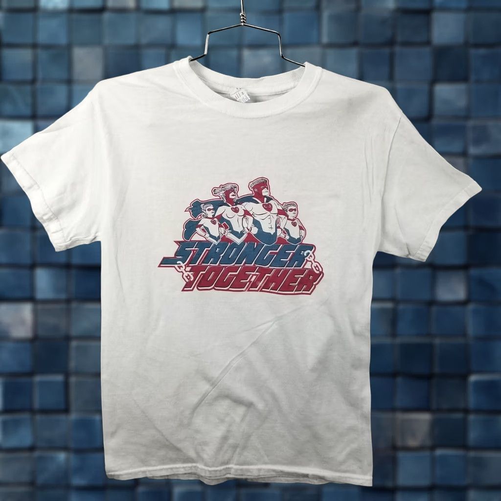 Gildan VINTAGE Super Hero Shirt Small White Stronger Together Family Tee Size US S / EU 44-46 / 1 - 1 Thumbnail