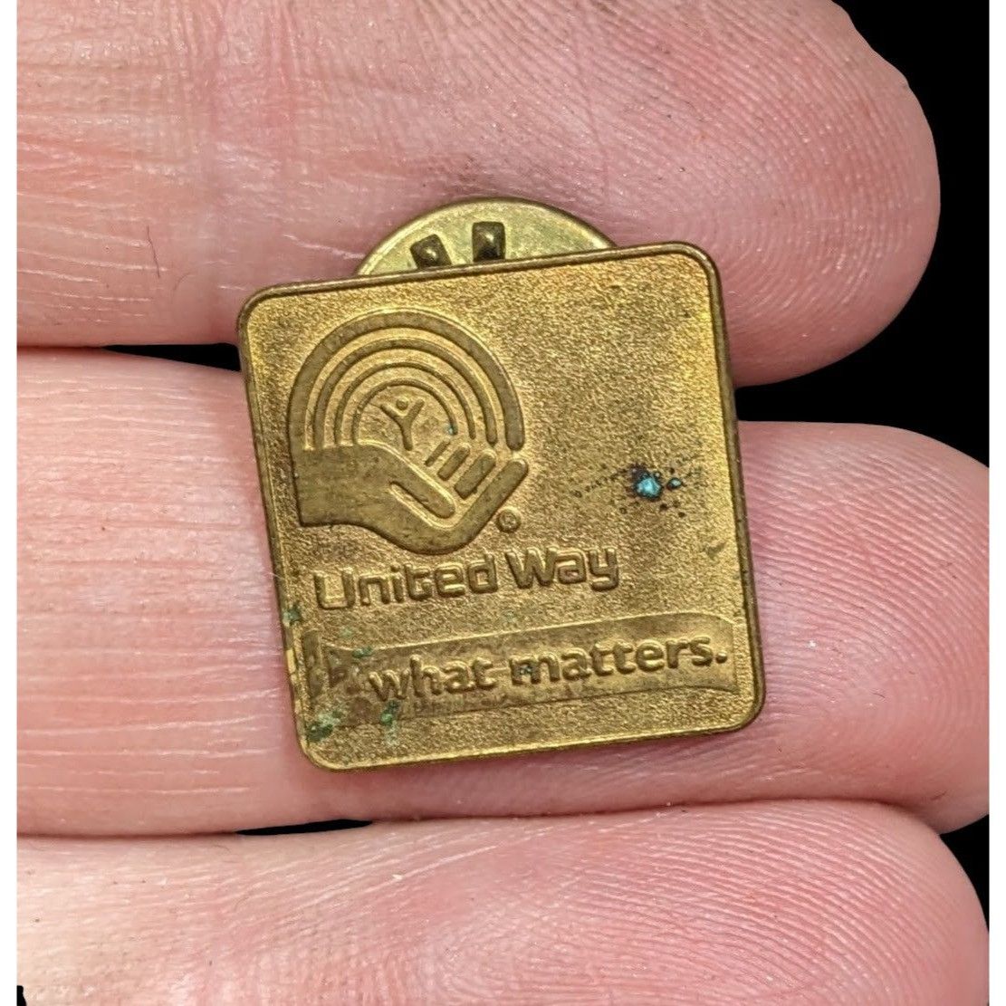 Other Vintage United Way USA Union Made Gold Tone Lapel Pin Size ONE SIZE - 1 Thumbnail
