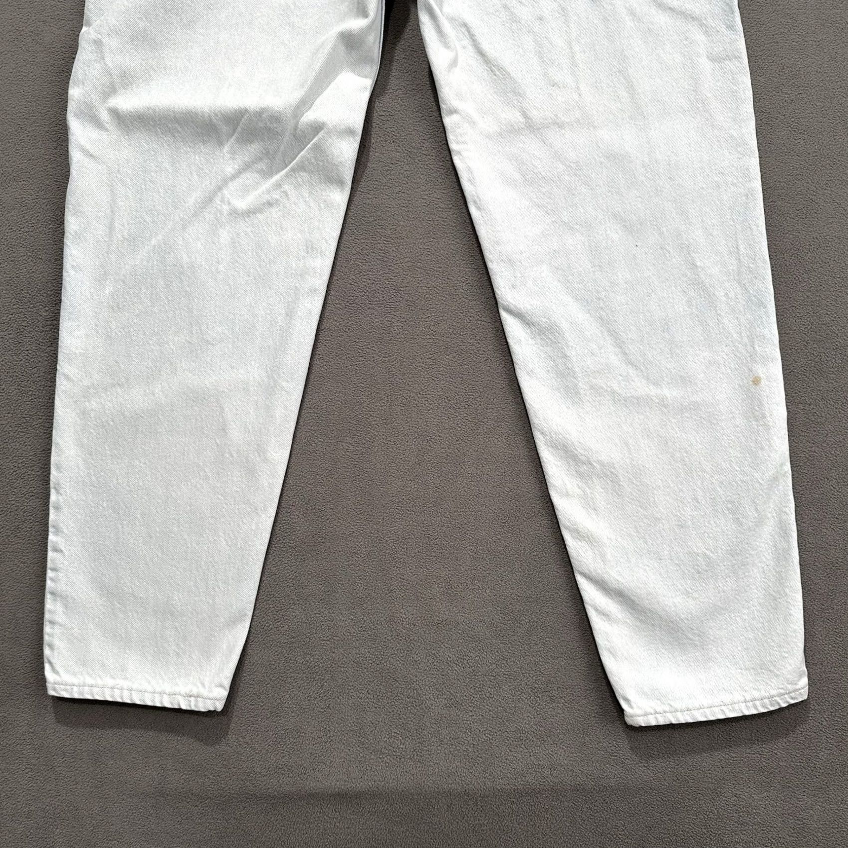 Levi's VINTAGE Levi's 550 Jeans Men 34x31 Light Blue USA Made Relaxed Tapered Denim Blue 90s Retro Mens Size US 36 / EU 52 - 5 Thumbnail