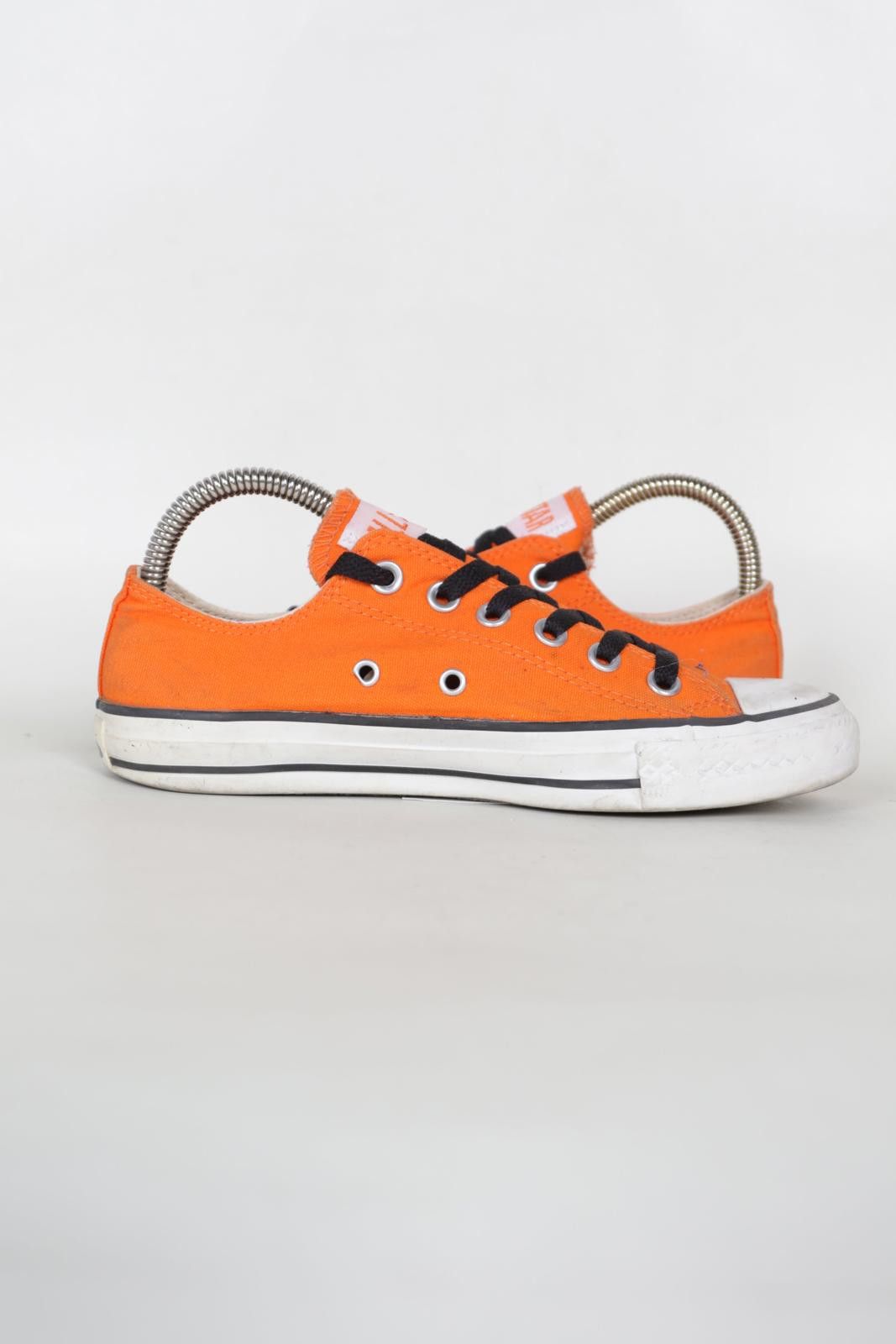 Converse 2010's Converse All-Star Orange Low-Top Sneakers Size US 7 / IT 37 - 4 Thumbnail