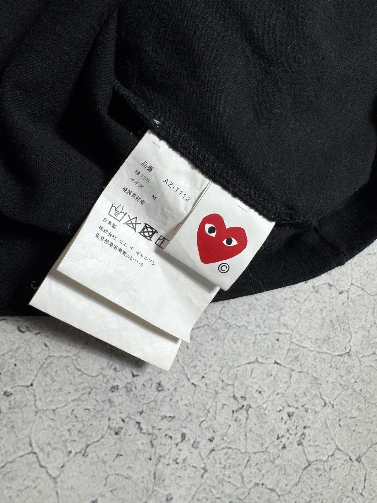 Comme Des Garcons PLAY CDG Luxury T-Shirt Love Big Logo