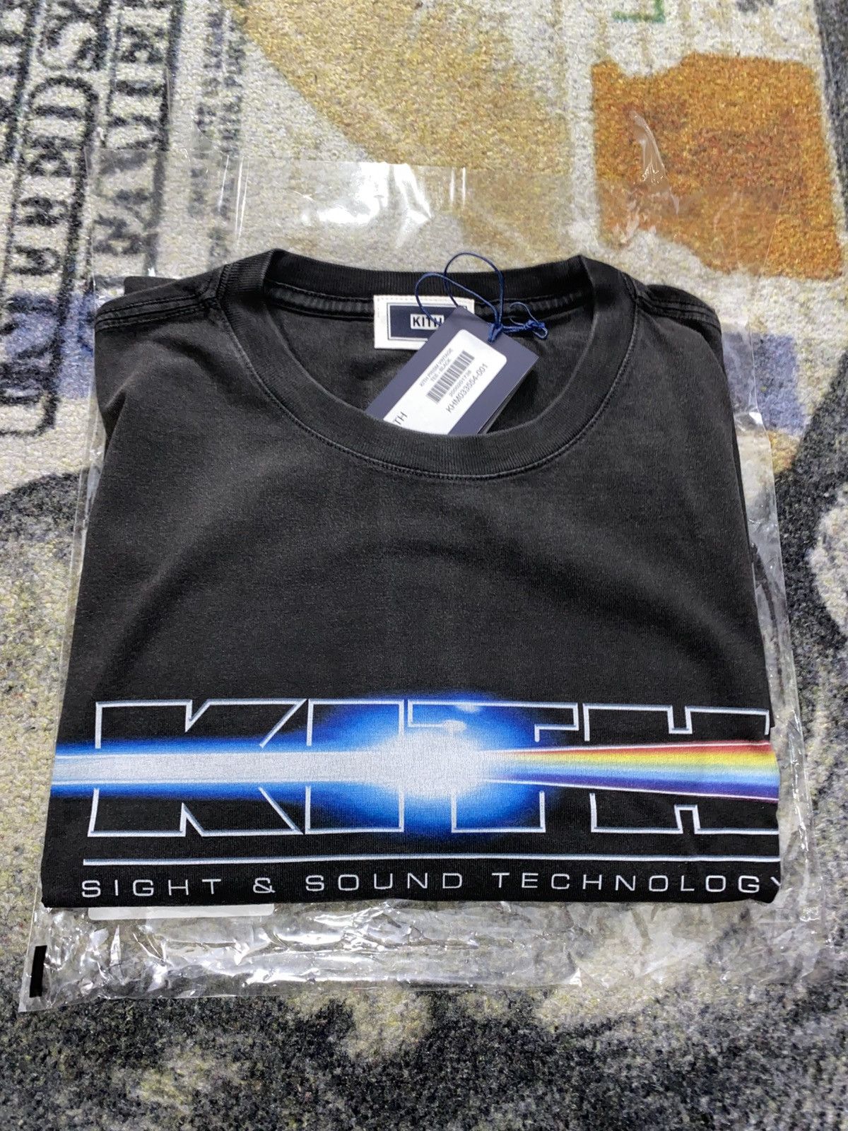 Kith Kith Prism Vintage Tee Size US XXL / EU 58 / 5 - 1 Thumbnail