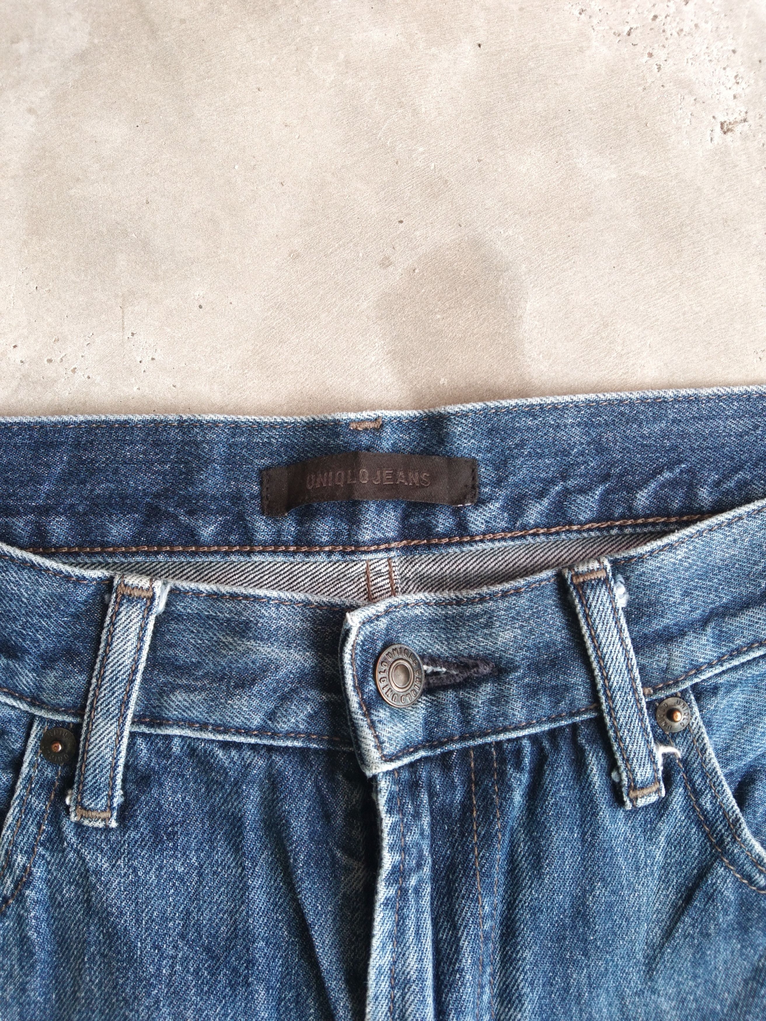 Uniqlo Vintage Faded Blue Uniqlo Distressed Jeans 32x28 Size US 32 / EU 48 - 5 Thumbnail