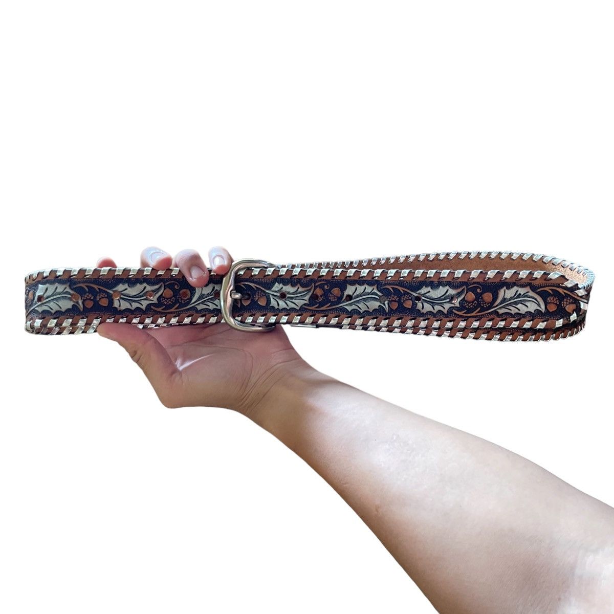 If Six Was Nine × Le Grande Bleu (L.G.B.) Kapital Style 70s Lyntone Hand Tooled Solid Leather Belt Size ONE SIZE - 4 Thumbnail
