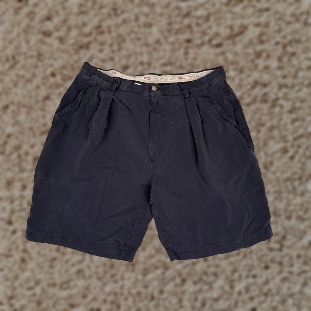 Tommy Bahama Tommy Bahama Shorts Mens 36 Black 100% Silk Relax Pleated Casual Golf Chino Mens Size US 36 / EU 52 - 1 Thumbnail