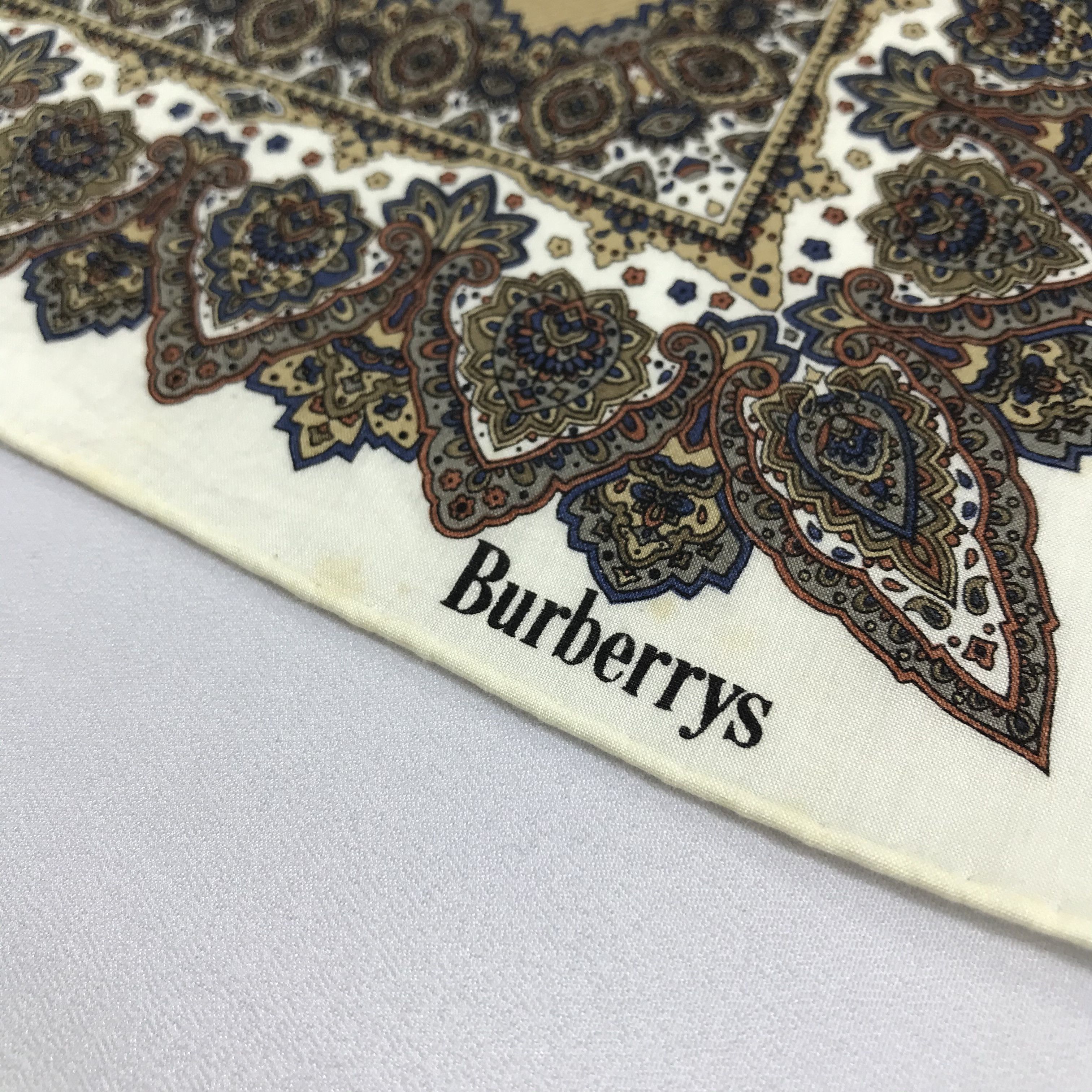 Burberry Burberrys Paisley Handkerchief Neckerchief Bandana H1089 Size ONE SIZE - 6 Thumbnail