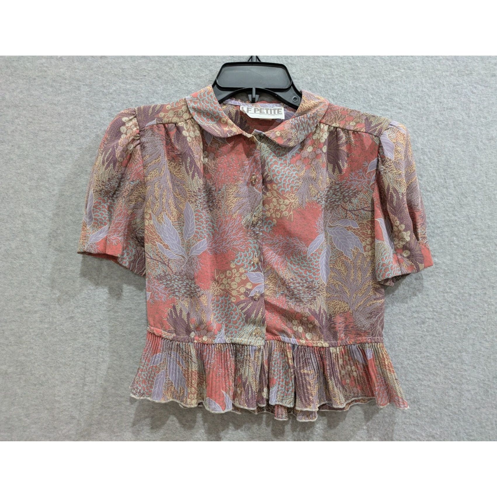 Vintage Leslie Fay Blouse Women M Short Sleeve Button Front Peplum Floral Pink Size M / US 6-8 / IT 42-44 - 2 Thumbnail