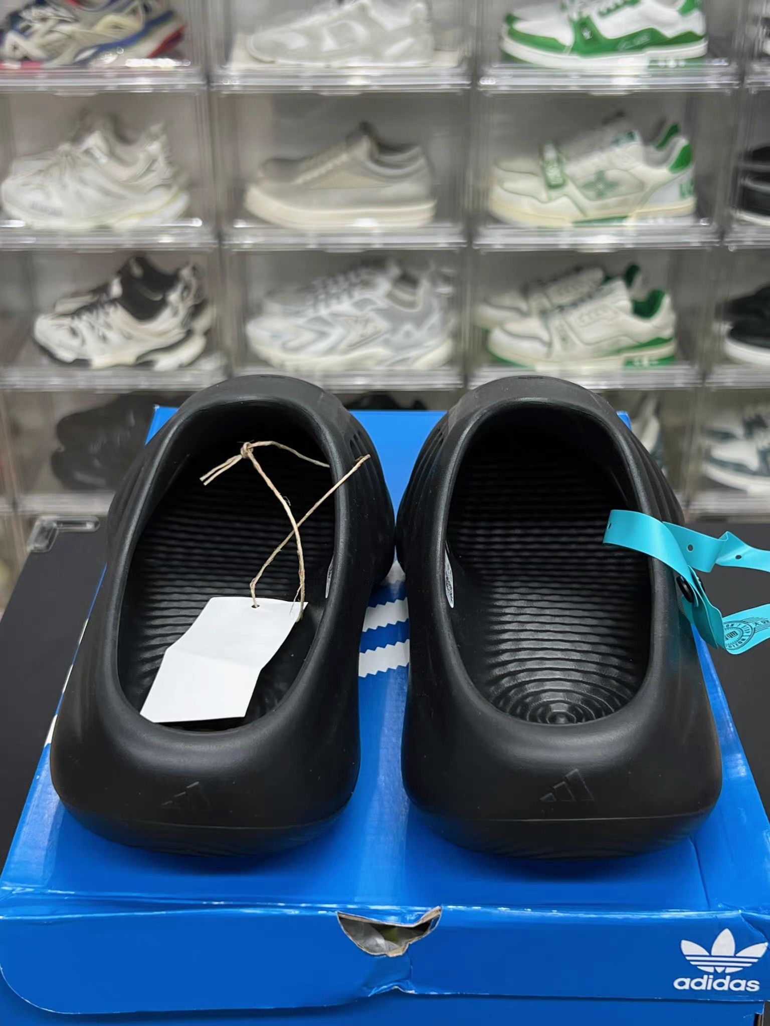 Adidas Adidas AdiFOM Mule Slides K15 Size US 9 / EU 42 - 7 Thumbnail