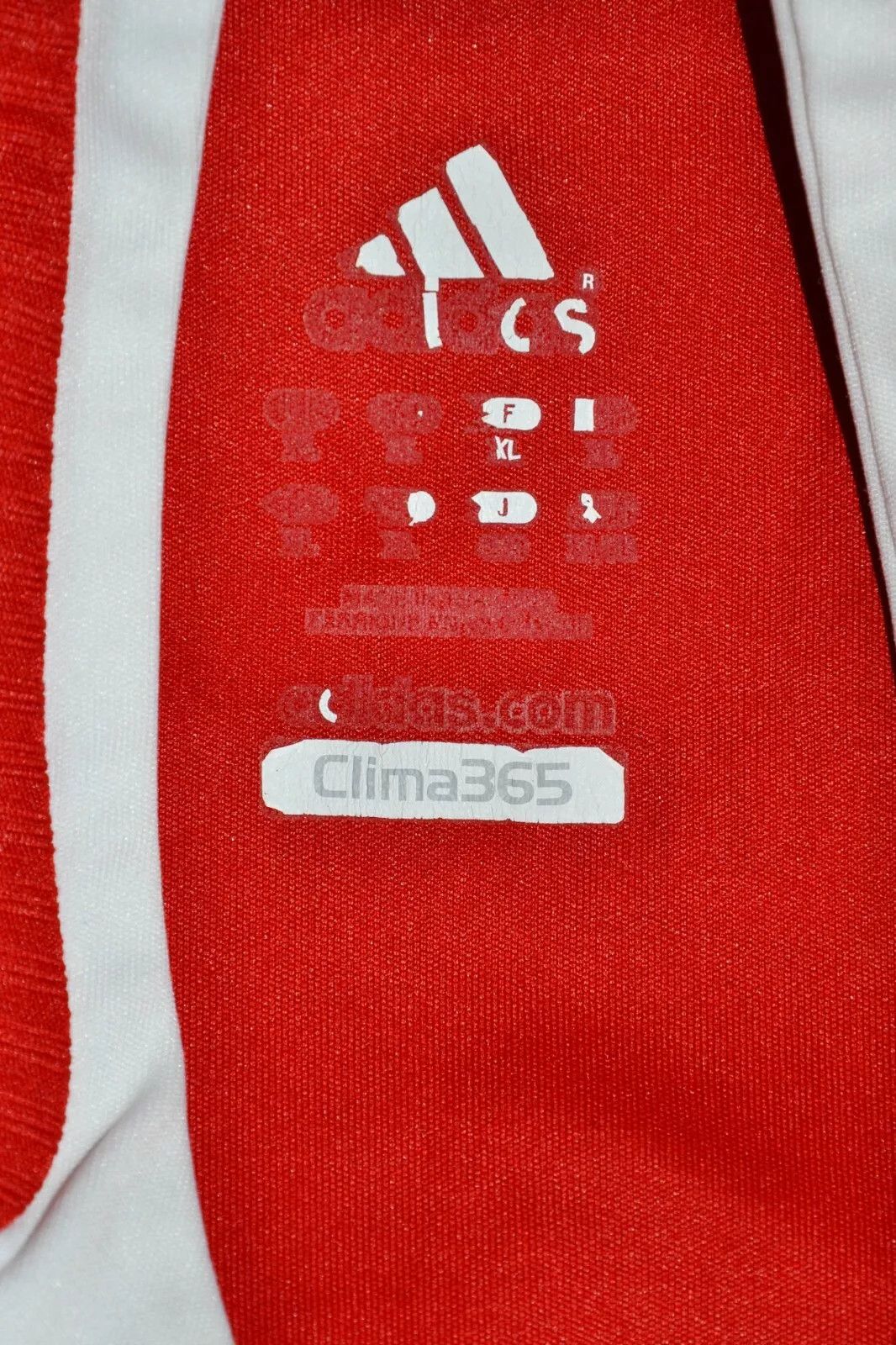 Adidas LIVERPOOL 2008/2009/2010 JERSEY ADIDAS GERRARD #8 SIZE XL Size US XL / EU 56 / 4 - 6 Thumbnail
