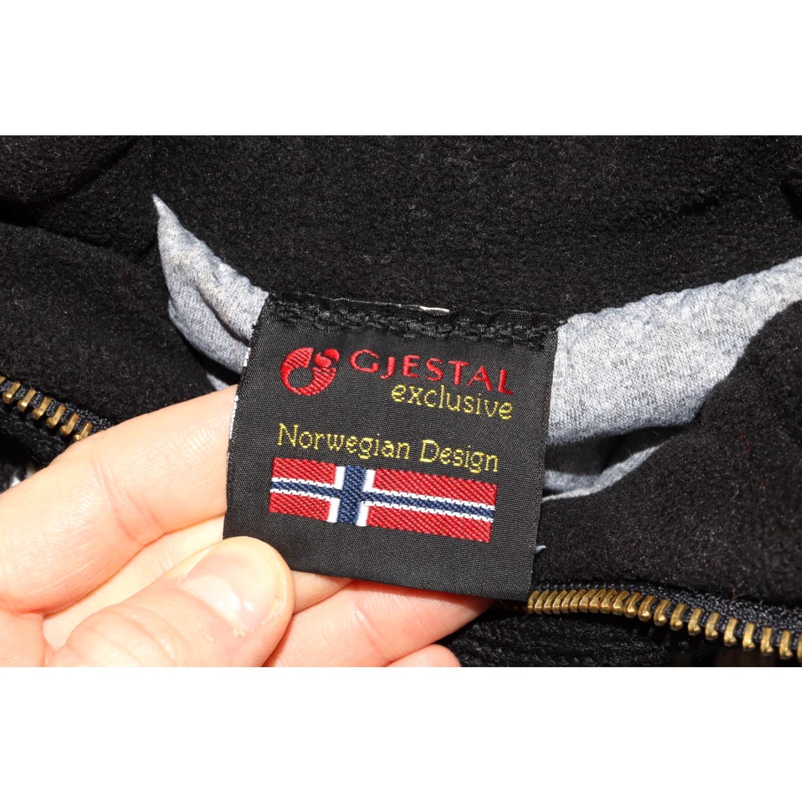 Vintage GJESTAL NORWEGIAN WOOL CREW NECK LONG SLEEVE 1/4 ZIP WINTER SWEATER MEN'S XS Size US XS / EU 42 / 0 - 3 Thumbnail
