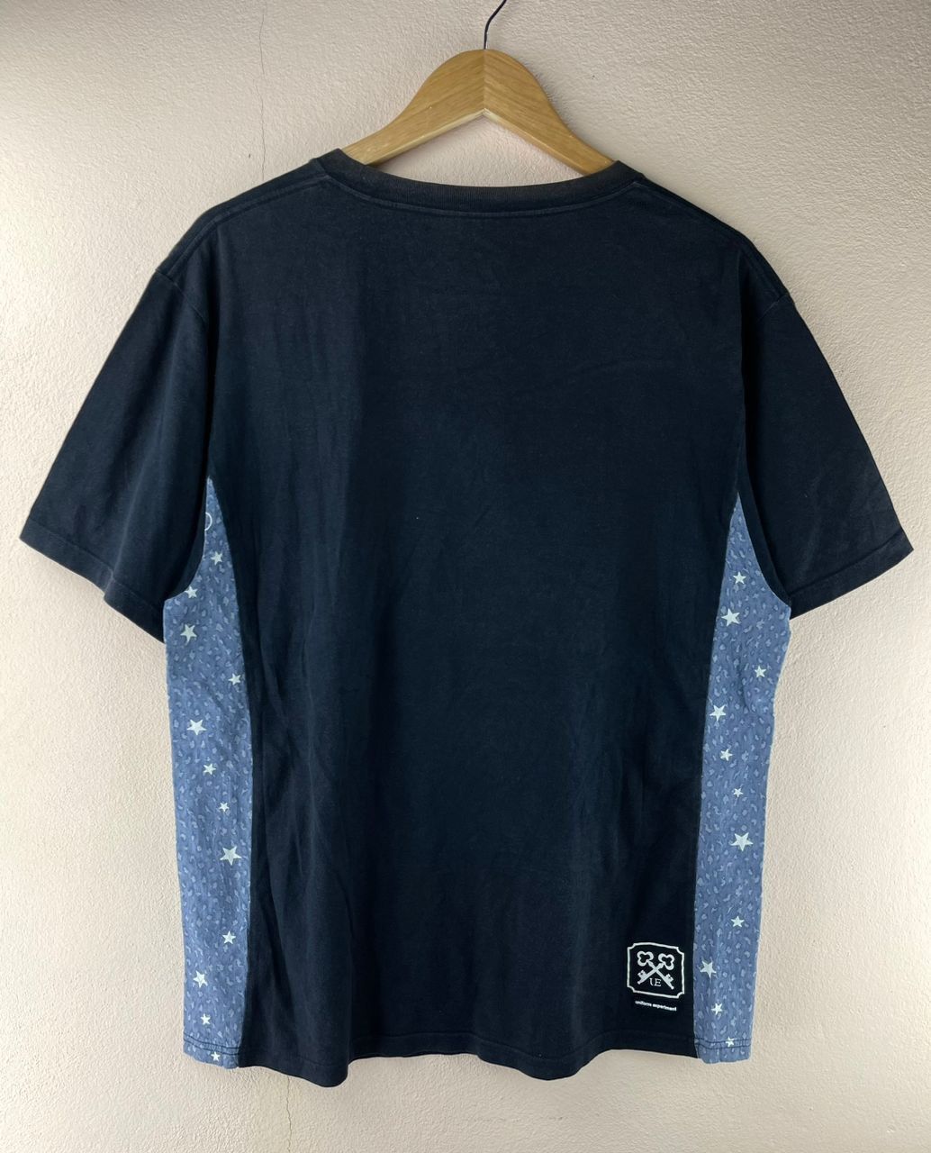 Japanese Brand × uniform experiment Sophnet x Uniform Experiment Spell Out Logo Tee Size US XL / EU 56 / 4 - 7 Thumbnail
