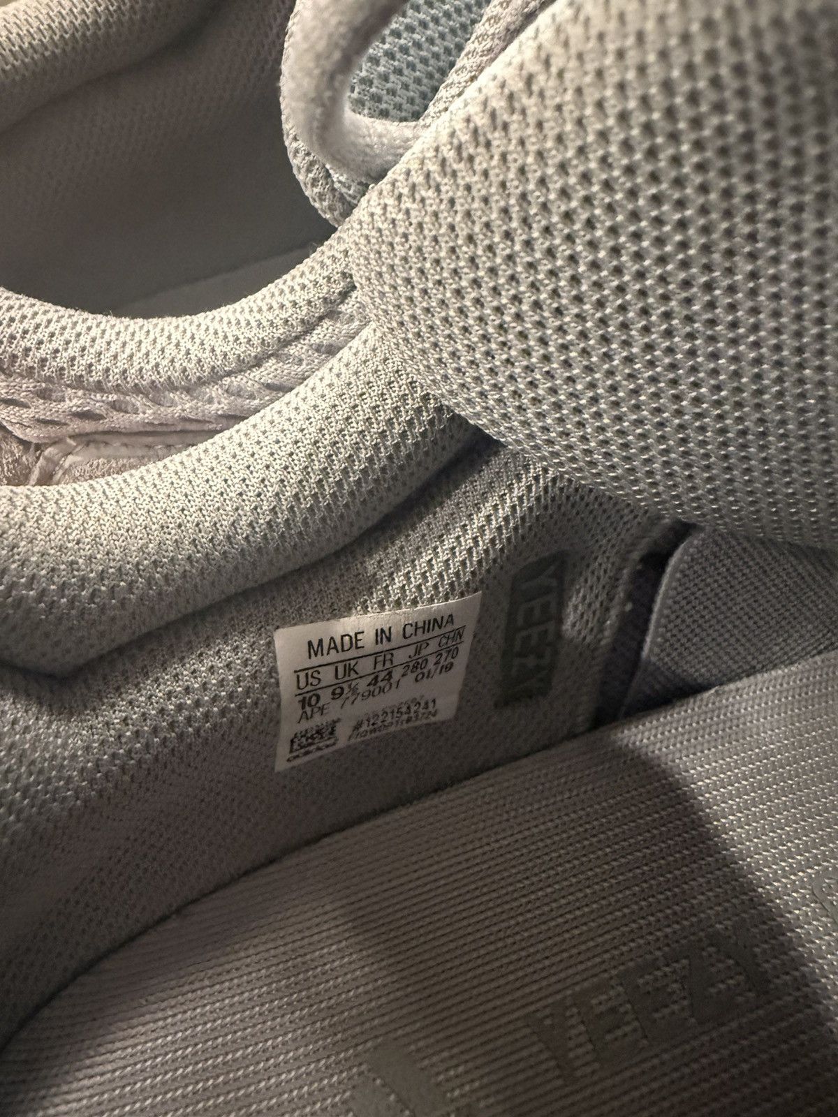 Adidas × Yeezy Yeezy Boost 700 ‘Inertia’ Size 10 w/ Original Box Size US 10 / EU 43 - 7 Thumbnail