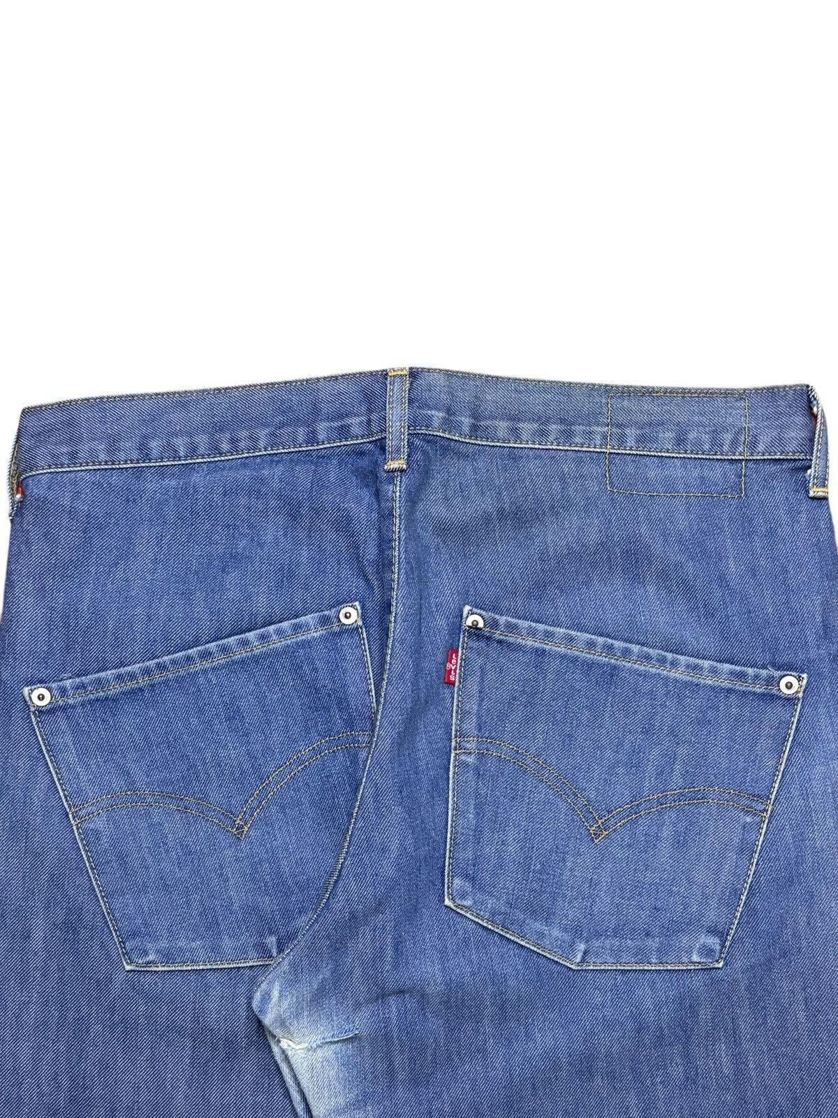 Levi's Vintage 90s Levis Engineered Faded Wash Distress Baggy Jean Size US 34 / EU 50 - 9 Thumbnail