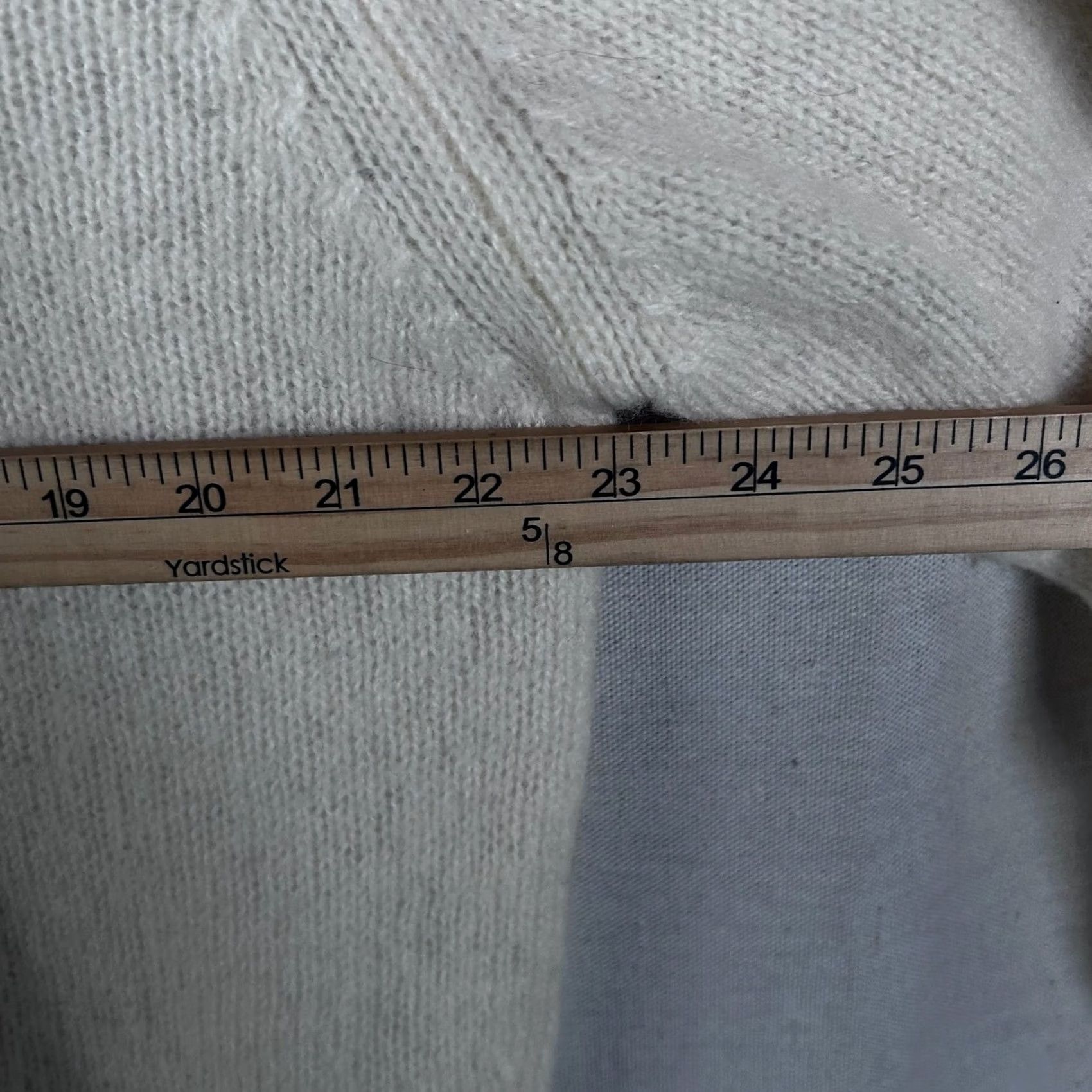 Brooks Brothers VINTAGE Brooks Brothers Cardigan Sweater Stone Ivory XL Wool Crew Neck Long Sleeve Button Front UK Made Women Regular Knit All Seasons Pattern Solid Size XL / US 12-14 / IT 48-50 - 5 Thumbnail