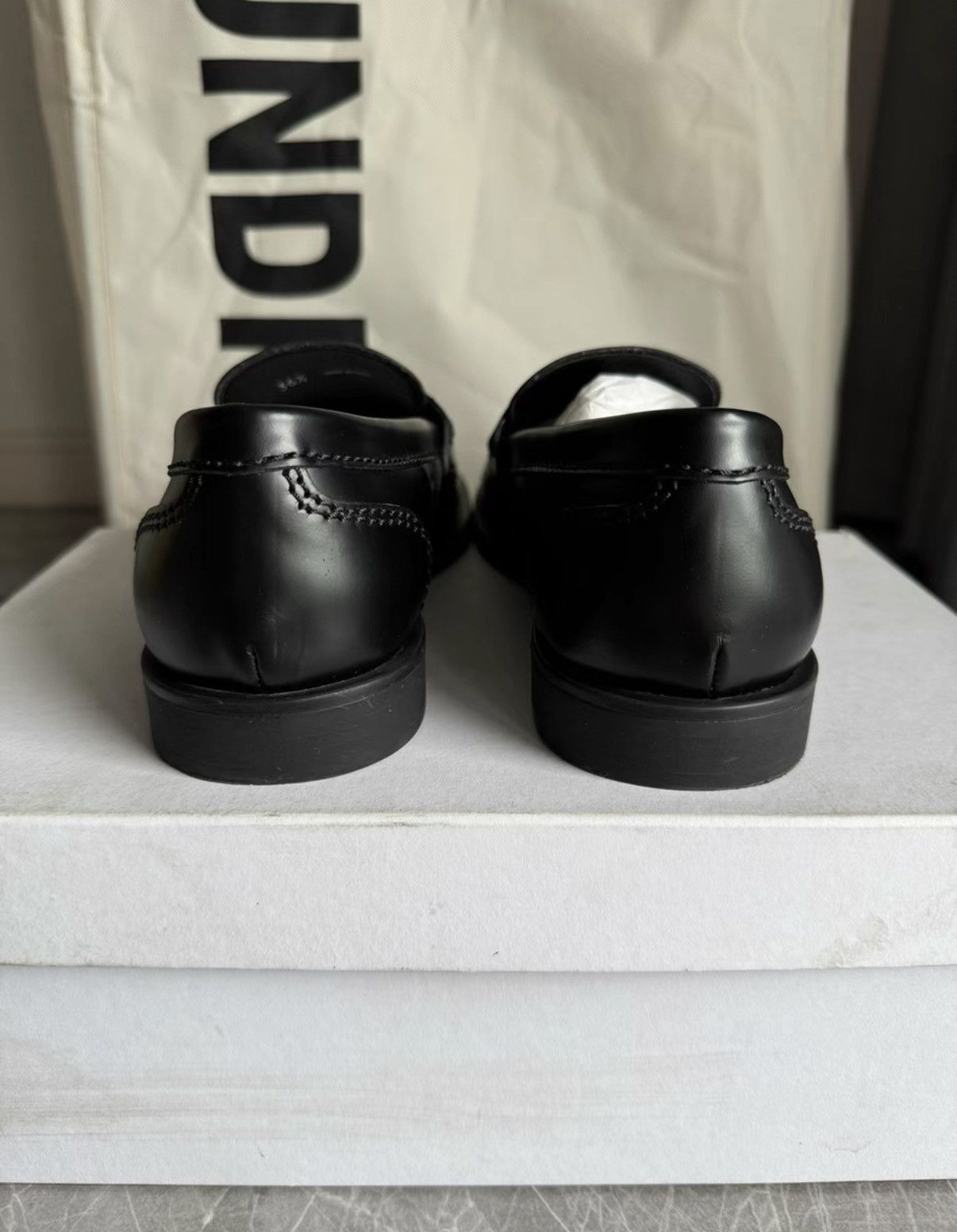 Miu Miu Miu Miu Classic Black Round Toe Loafers K6 Size US 6.5 / IT 36.5 - 4 Thumbnail