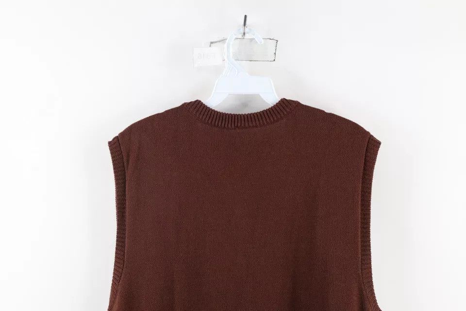 Vintage Vintage 90s Streetwear Knit V-Neck Sweater Vest Brown Size US L / EU 52-54 / 3 - 6 Thumbnail