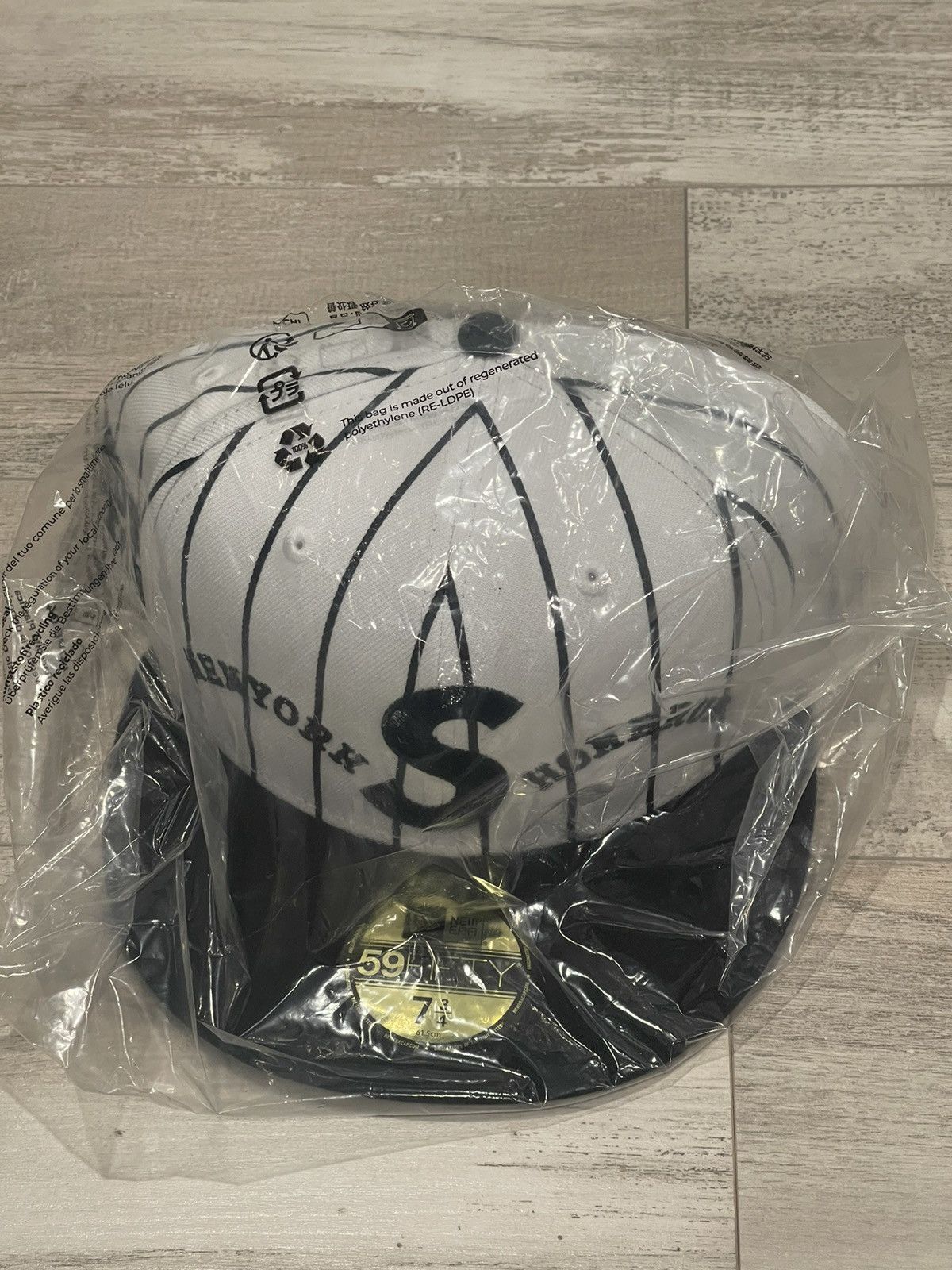 ウェア Supreme x run S Logo New Era \"Stripe Supreme Homerun S Logo New Era Stripe Size 7 1/2 | eBay