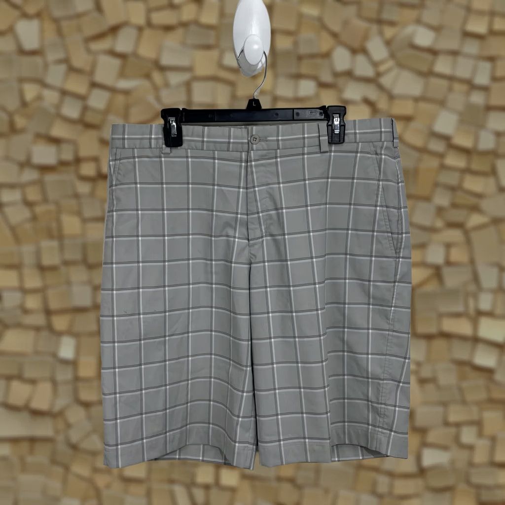 Nike Nike Golf Men’s Shorts Bermuda 35 White Grey Plaid Flat Front Dri Fit Casual Summer Spring Fall Mens Size US 35 - 1 Thumbnail