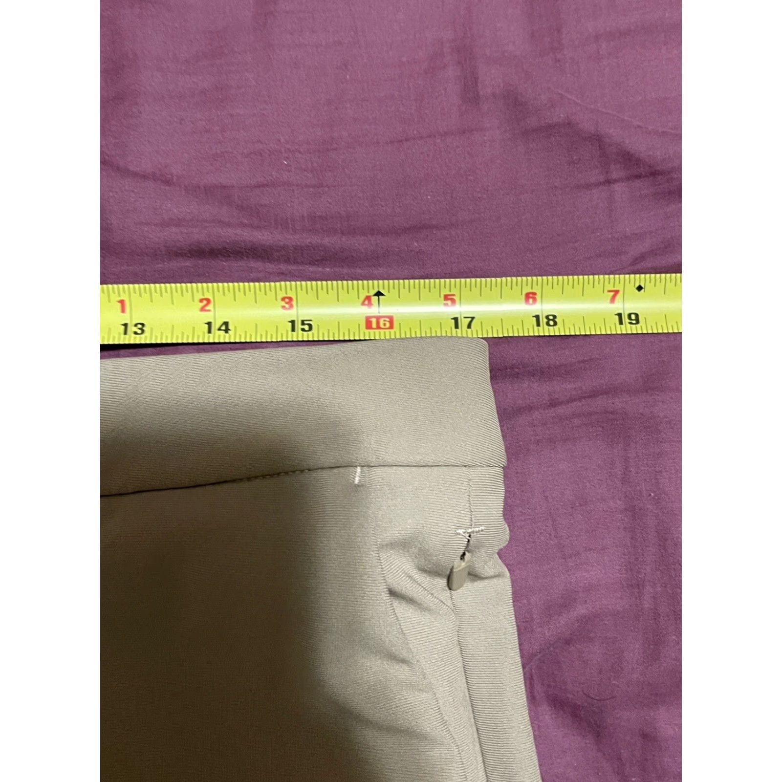 Lululemon Lululemon Commission Short Relaxed 11” Warpstreme Khaki Men’s SZ 33 Size US 33 - 7 Thumbnail
