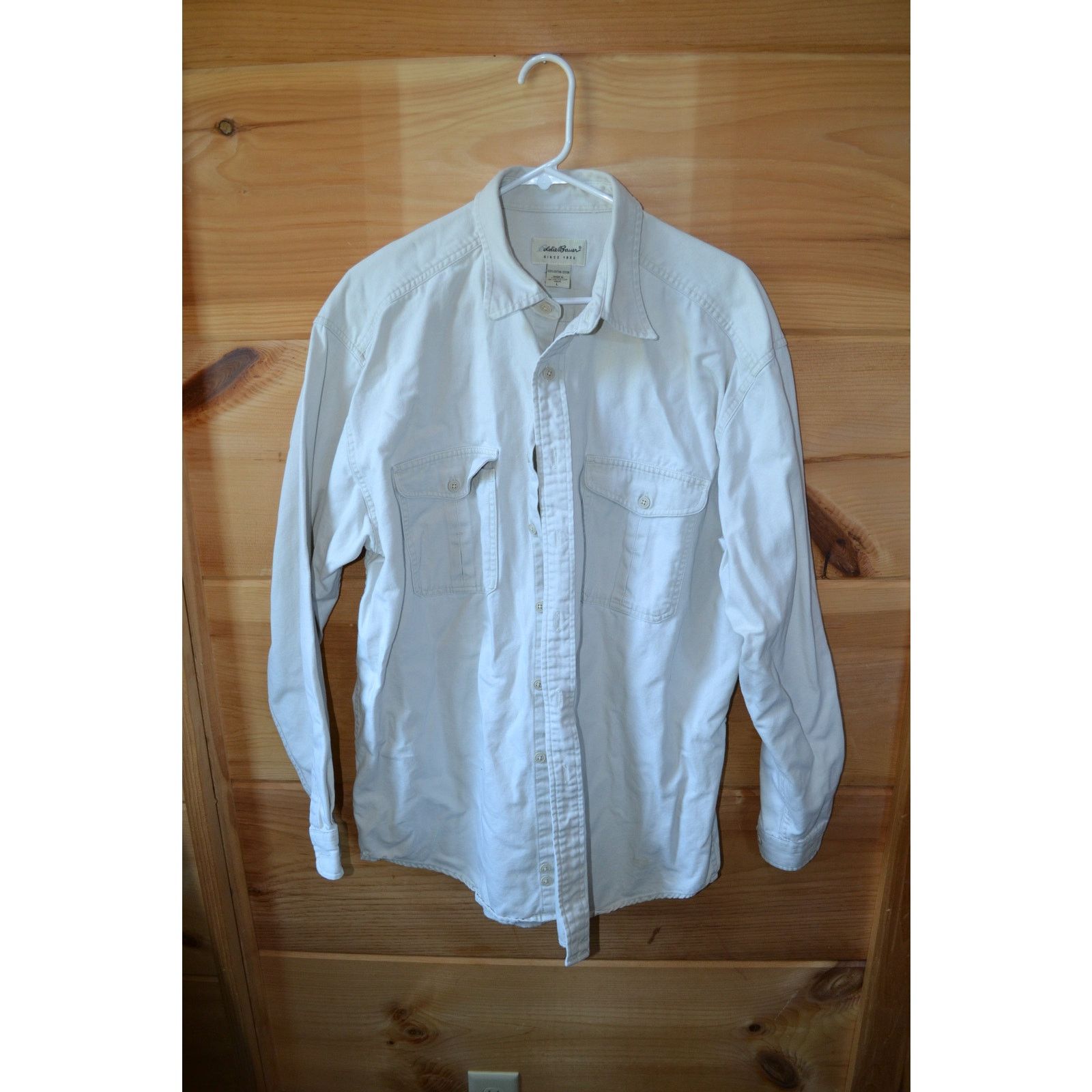 Eddie Bauer Eddie Bauer Vintage 100% Cotton Ivory Button Down Size L Size US L / EU 52-54 / 3 - 1 Thumbnail