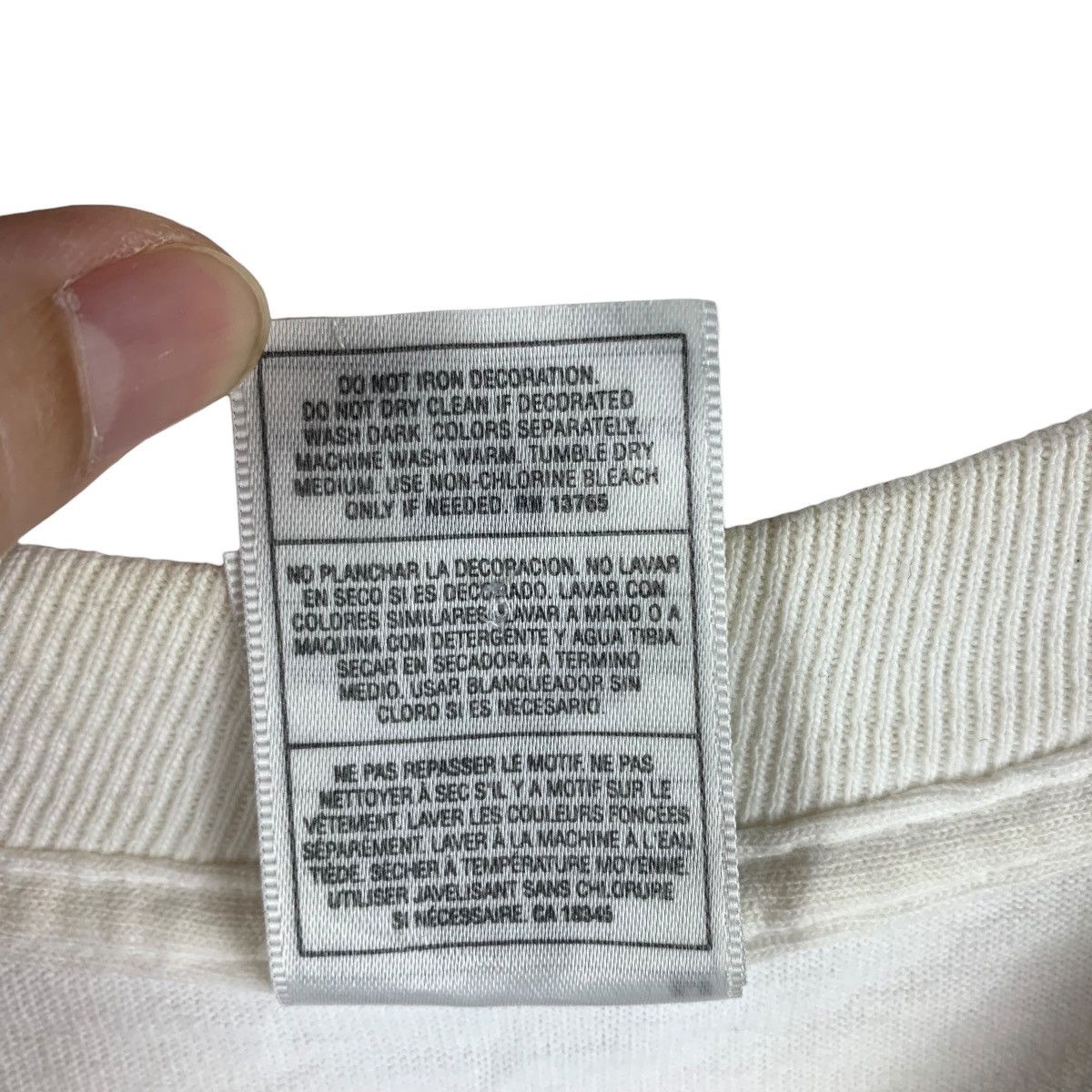 Fruit Of The Loom Vintage 1992 FAMILY TREE of THE SIXTIES Mens XL Size US S / EU 44-46 / 1 - 11 Thumbnail