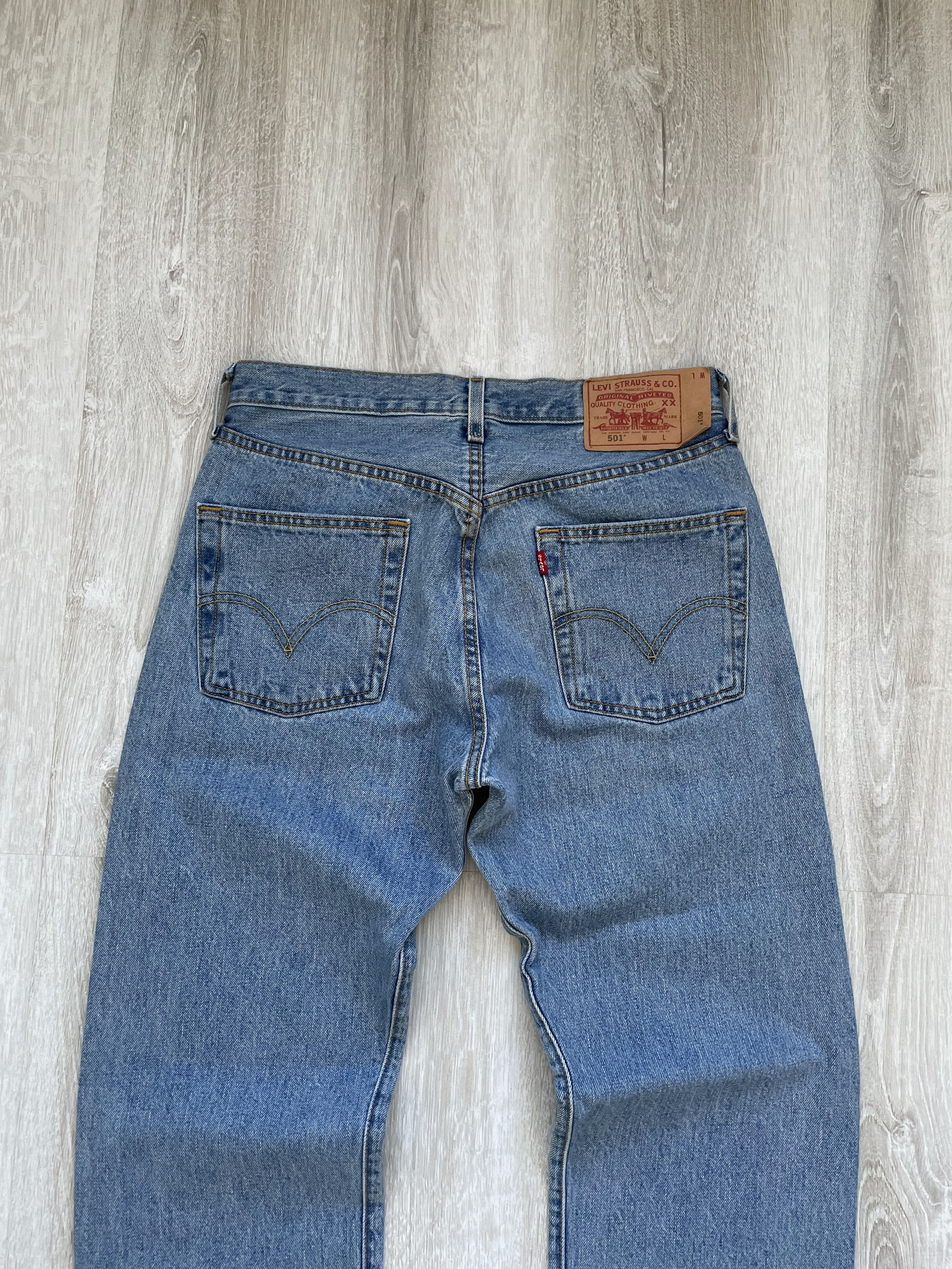 Levi's Vintage Clothing Vintage 90s Levis 501 Blue Denim Jeans Size US 31 - 2 Thumbnail