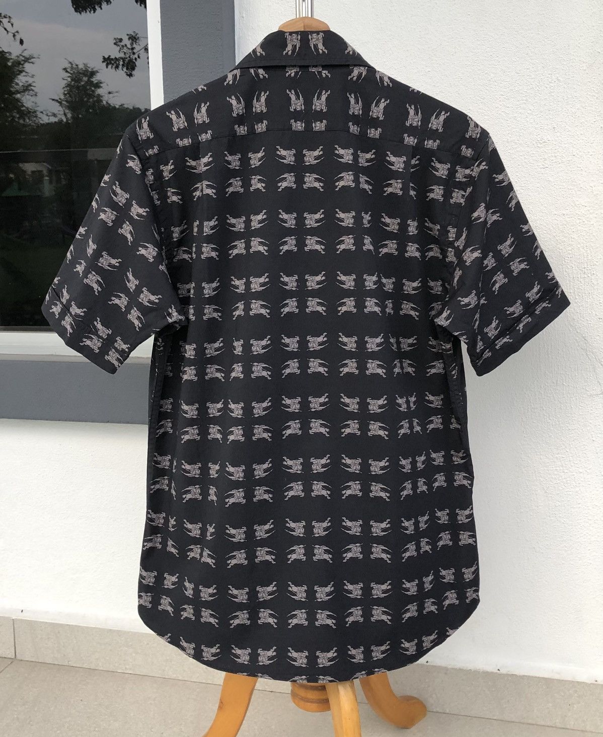 Burberry Burberry Black Label Overprint Logo Stretchable Short Sleeve Size US S / EU 44-46 / 1 - 4 Thumbnail