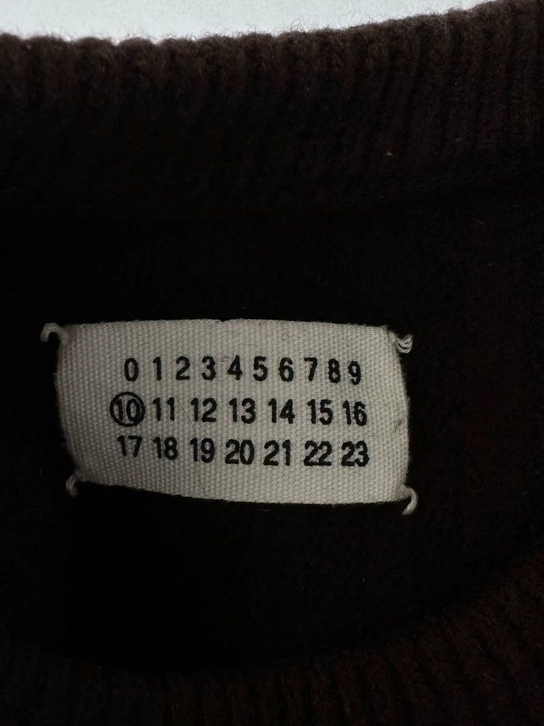 Maison Margiela Maison Margiela Burgundy Crew Neck Sweater by Margiela-250 Size US M / EU 48-50 / 2 - 7 Thumbnail