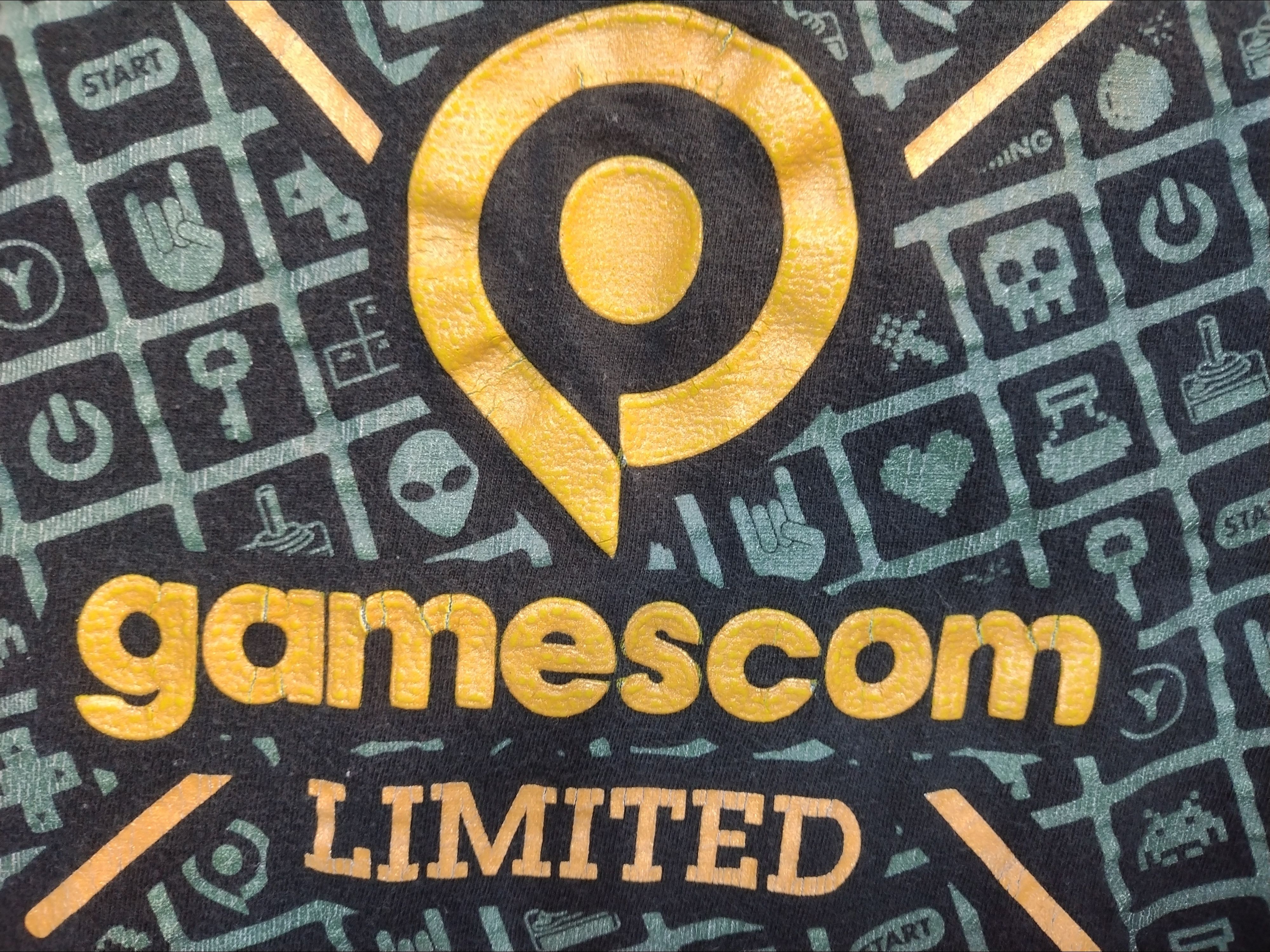 The Game 💥Steals🔥VINTAGE EPIC GAMESCOM LIMETED NICE PRINTED T SHIRT Size US XL / EU 56 / 4 - 8 Thumbnail